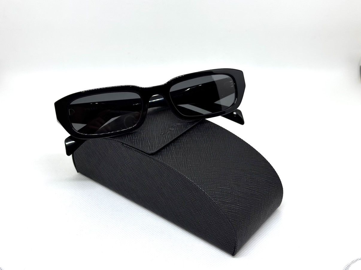 Prada NEW Prada Symbole sunglasses PR B06S 16K08Z Size ONE SIZE - 9 Thumbnail