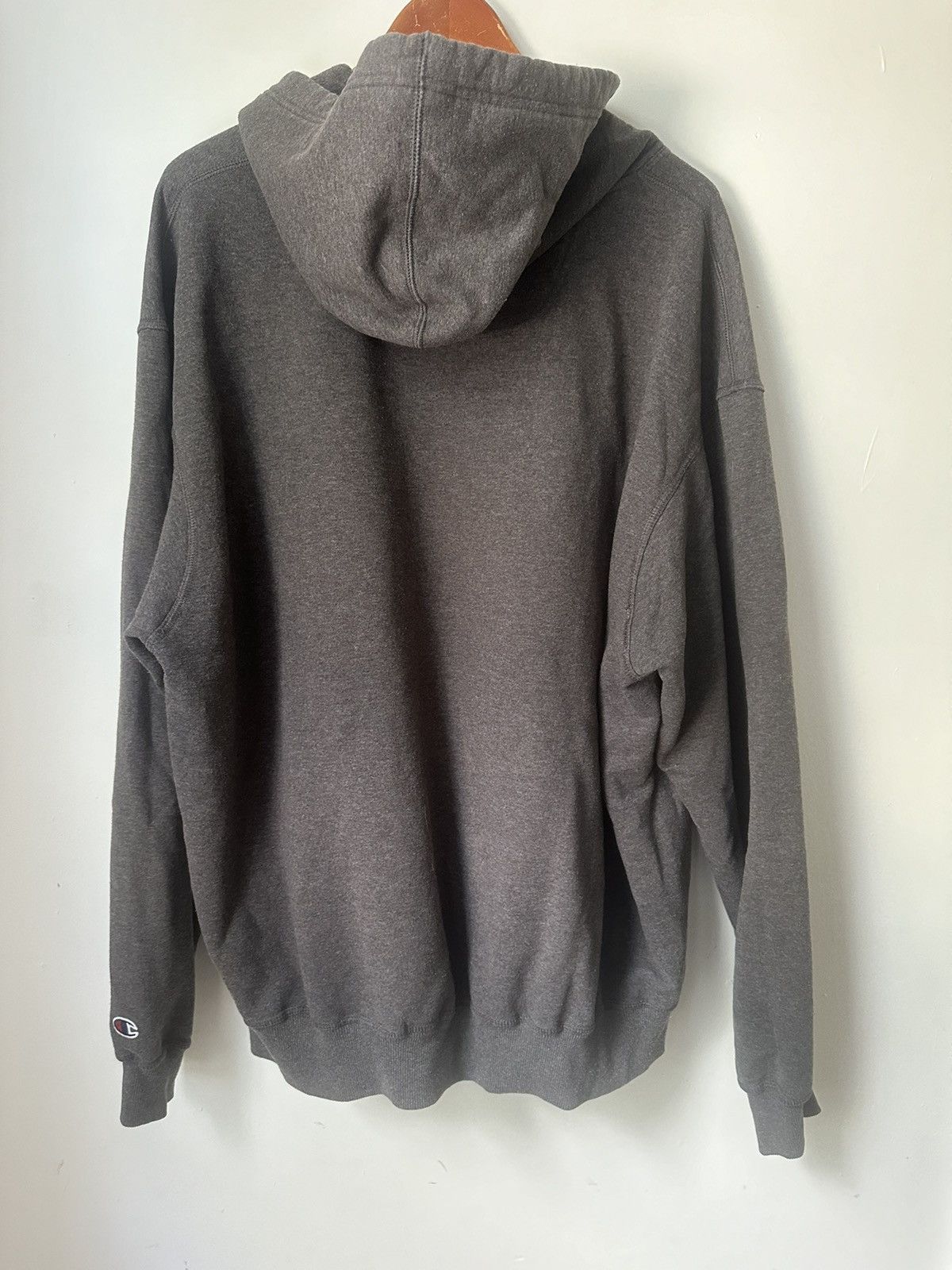 Champion Distressed Vampire Bite Champion Hoodie Size US XXL / EU 58 / 5 - 3 Thumbnail