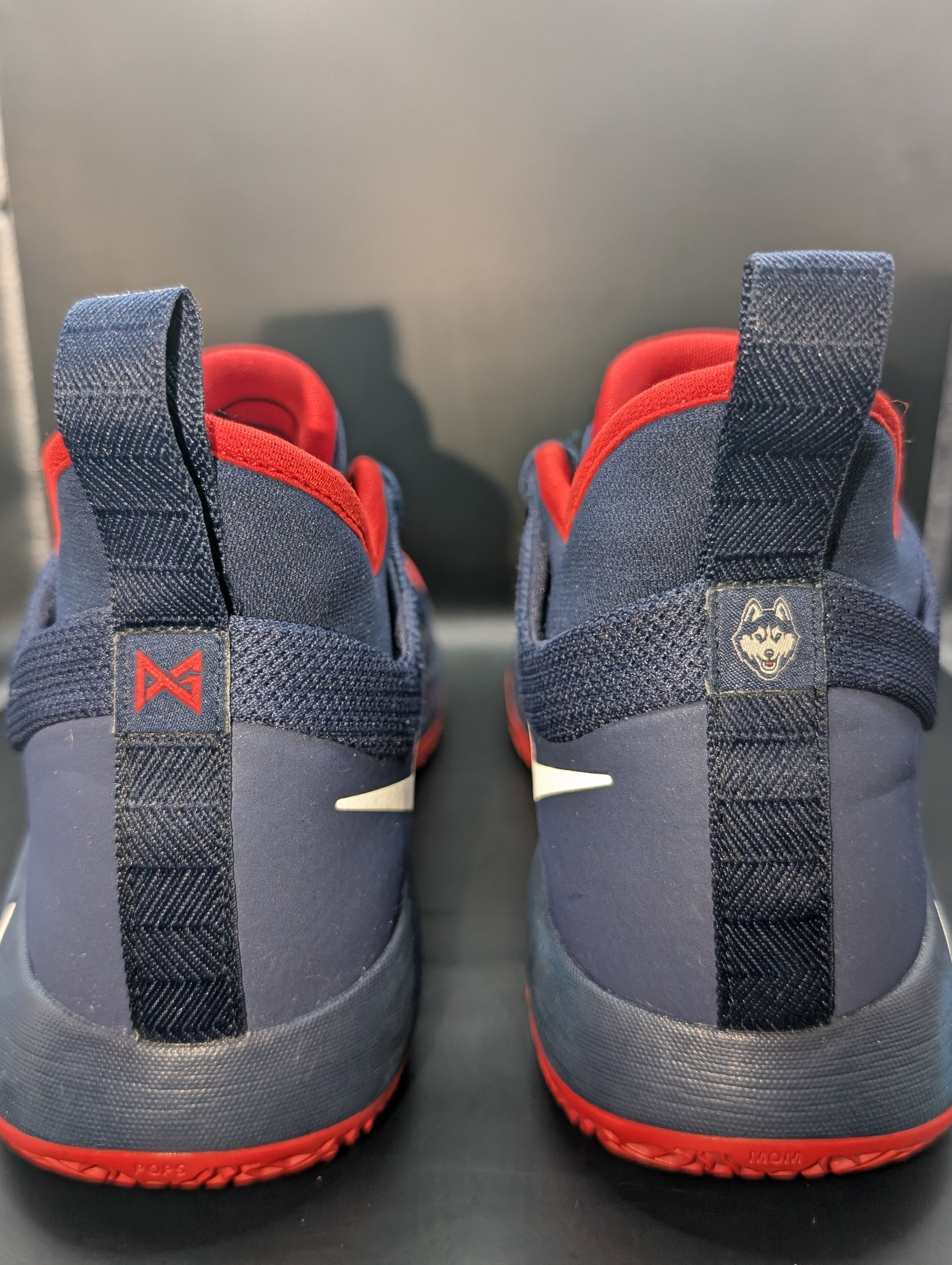 Nike Nike PG 2.5 Promo Sample PE Uconn Huskies VNDS Size US 13 / EU 46 - 4 Thumbnail
