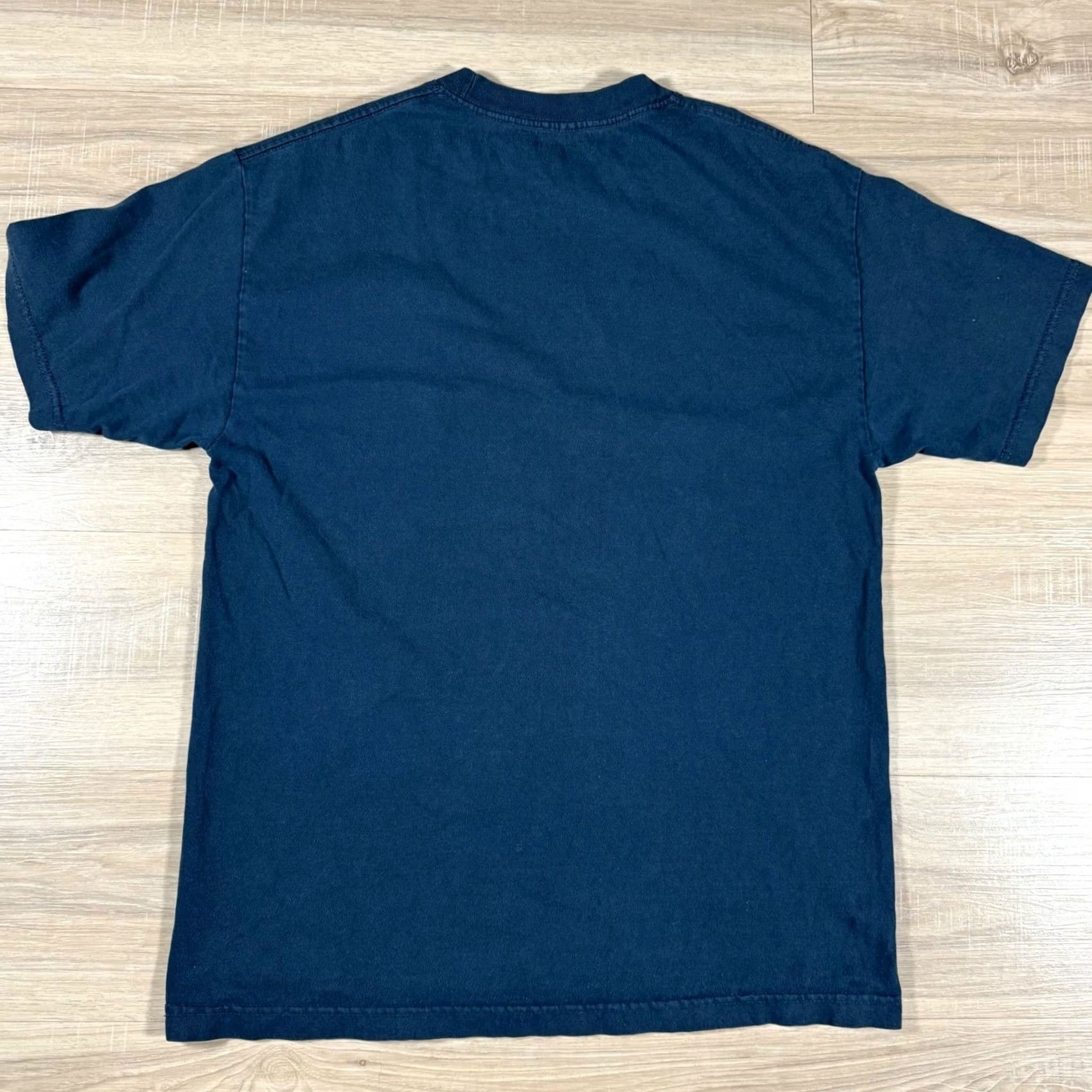 Pendleton VINTAGE Pendleton Woolen Mills Graphic T Shirt Mens Large Navy Blue Size US L / EU 52-54 / 3 - 3 Thumbnail