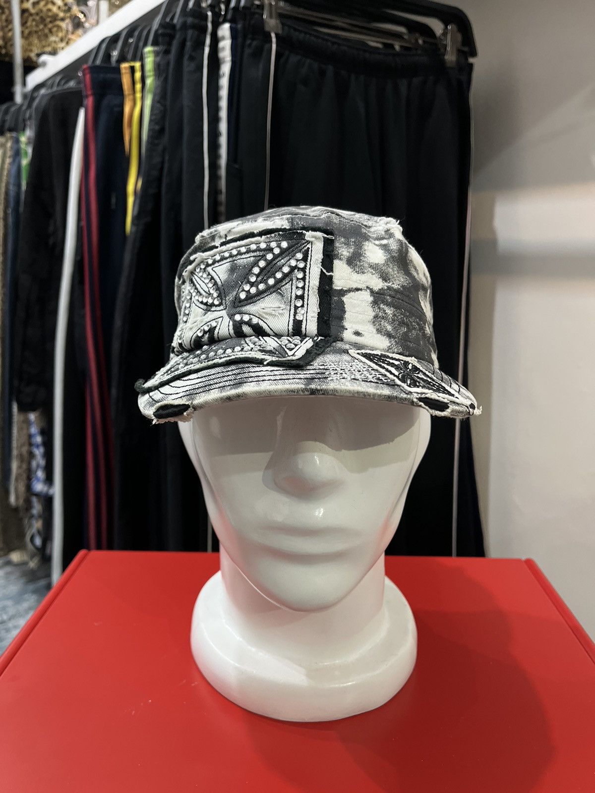 14th Addiction Two Fold Distressed Studded Commando Cadet Hat Size ONE SIZE - 8 Thumbnail