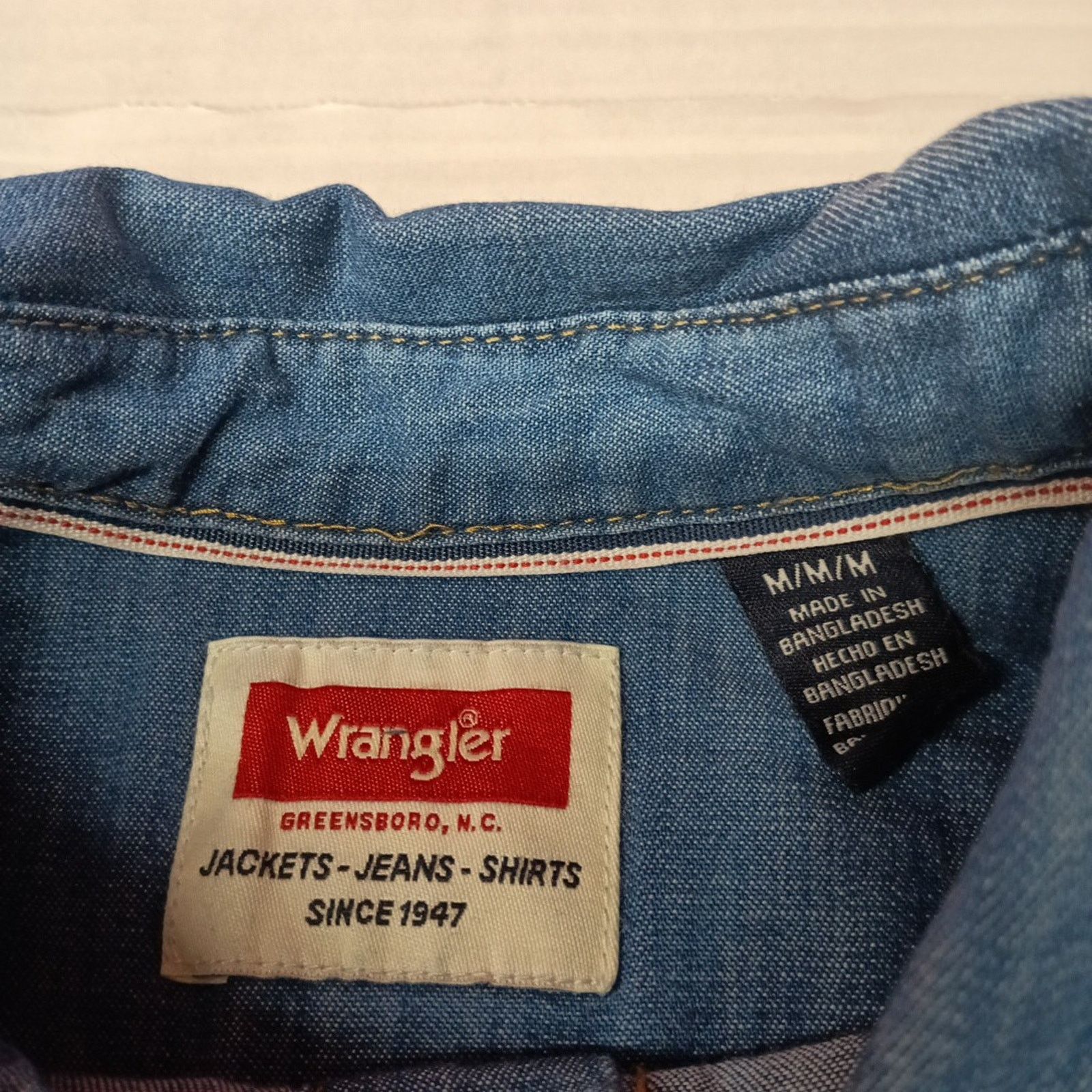Wrangler Wrangler Big Men's Relaxed Fit Woven Shirt Size M Blue Size US M / EU 48-50 / 2 - 5 Thumbnail