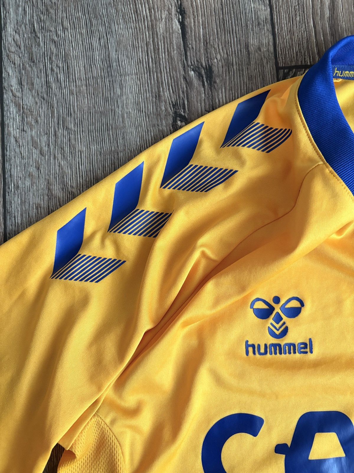 Hummel Everton 2020/2021 Away Football Shirt Soccer Jersey Hummel Size US S / EU 44-46 / 1 - 3 Thumbnail