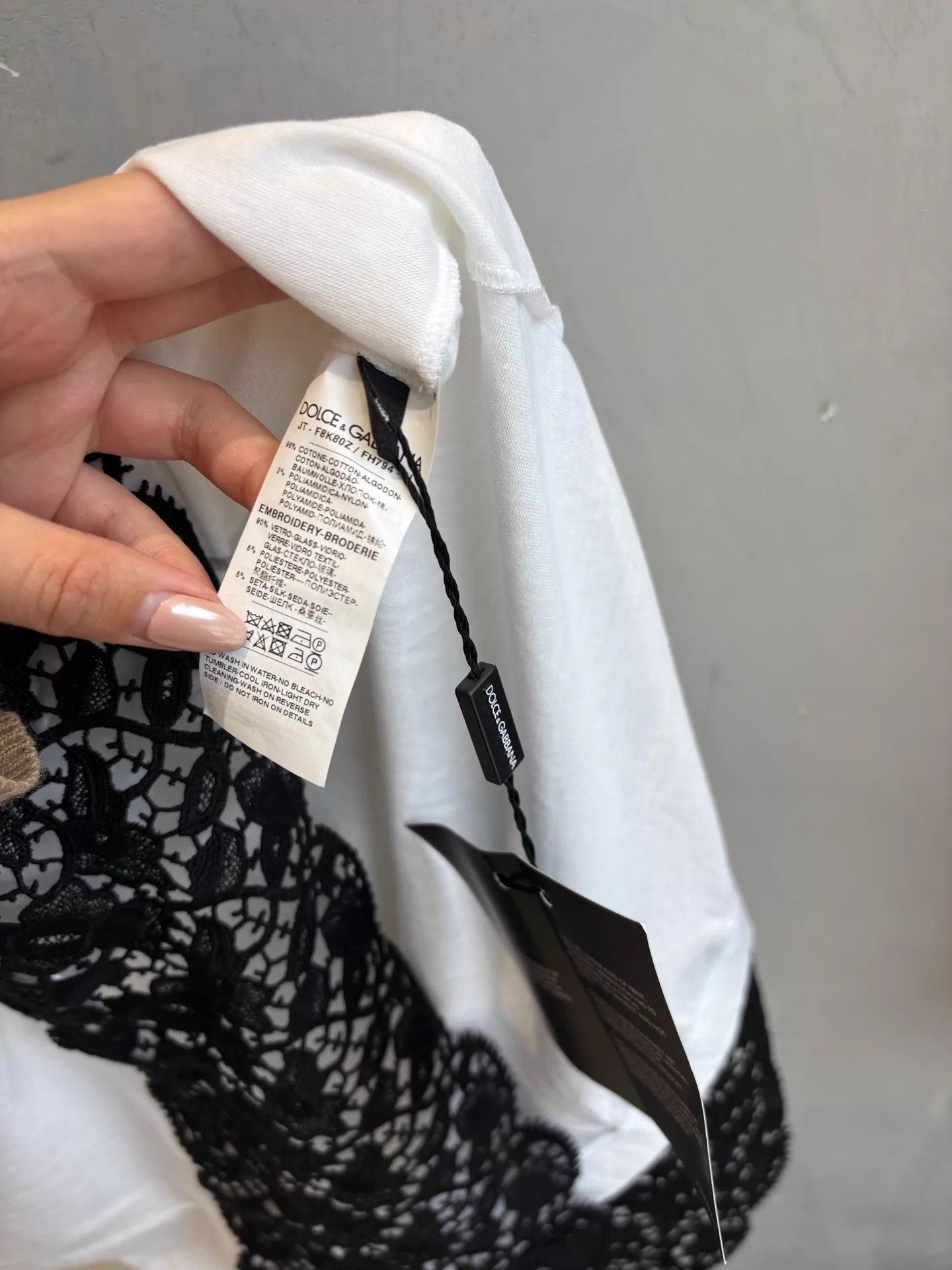 Dolce & Gabbana DG Black & White Lace Angel SS Shirt New w/Tags 42 Size M / US 6-8 / IT 42-44 - 5 Thumbnail