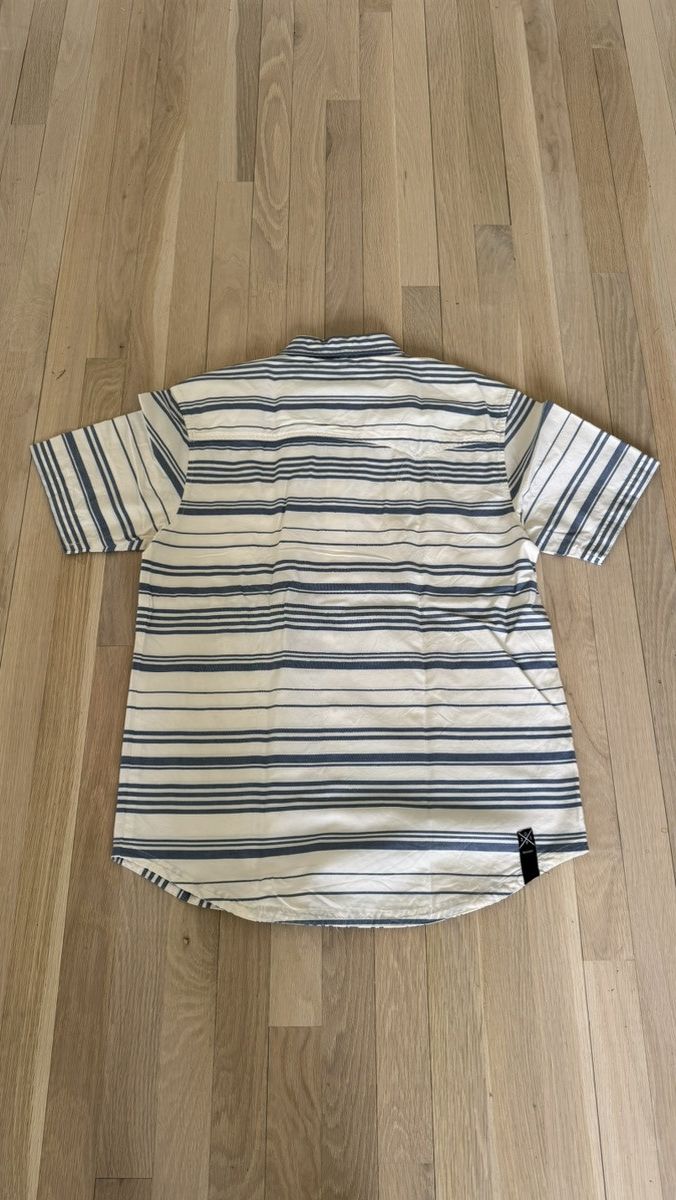 10 Deep 10 Deep - summer SS button up Size US L / EU 52-54 / 3 - 6 Thumbnail