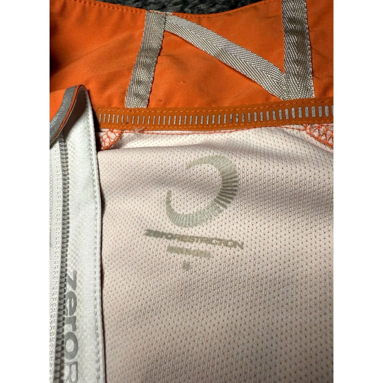 Vintage Zero Restriction Mens Medium Pullover Flame Orange Performance Z425 Half Zip Size US M / EU 48-50 / 2 - 5 Thumbnail