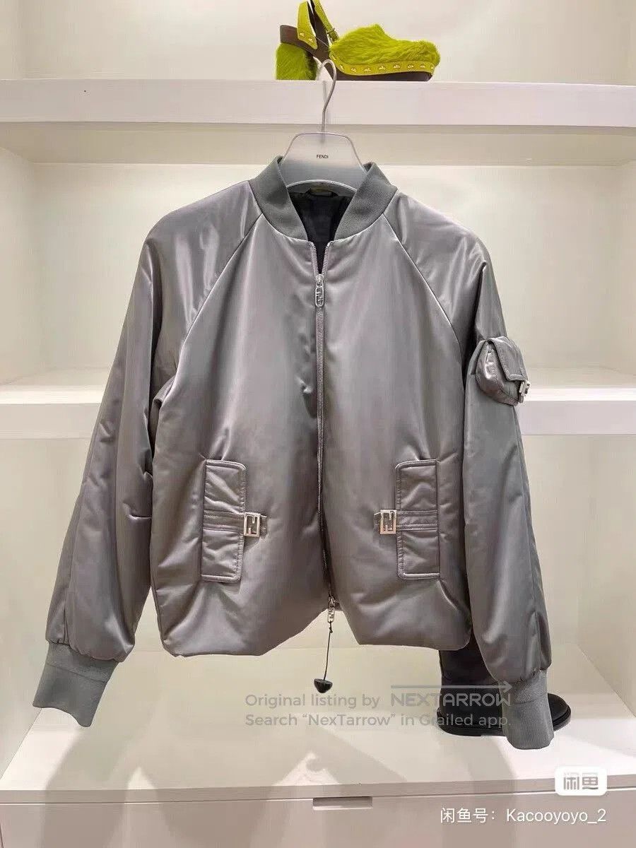 Fendi fendi flight jacket with logo lining. Size US L / EU 52-54 / 3 - 1 Thumbnail