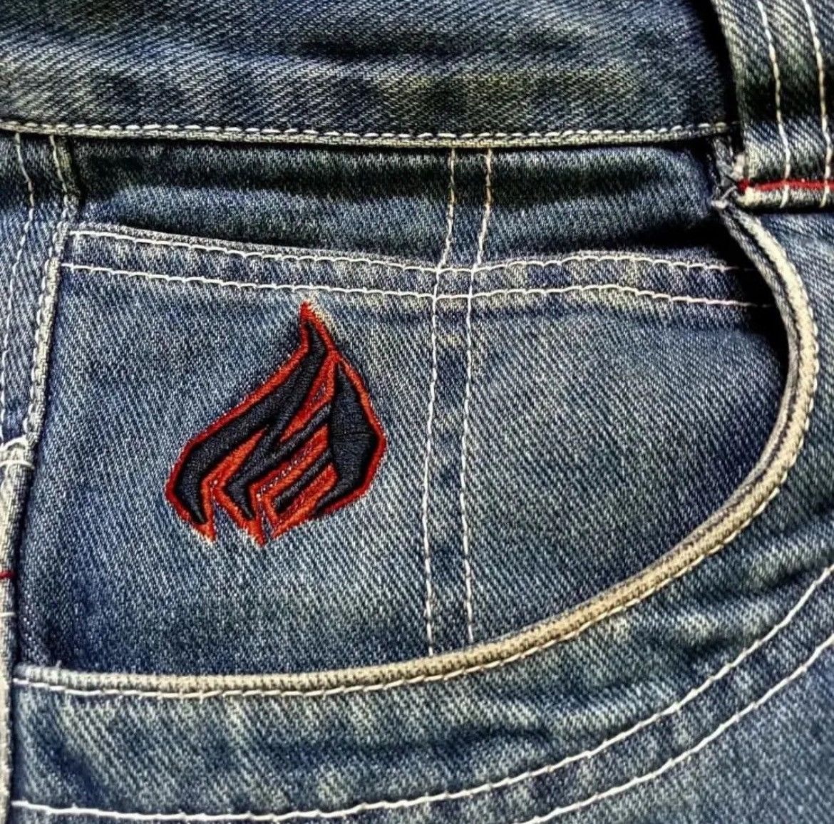Fubu × Vintage Vintage Johnny Blaze Denim Carpenter Jorts Y2K Size US 31 - 4 Thumbnail