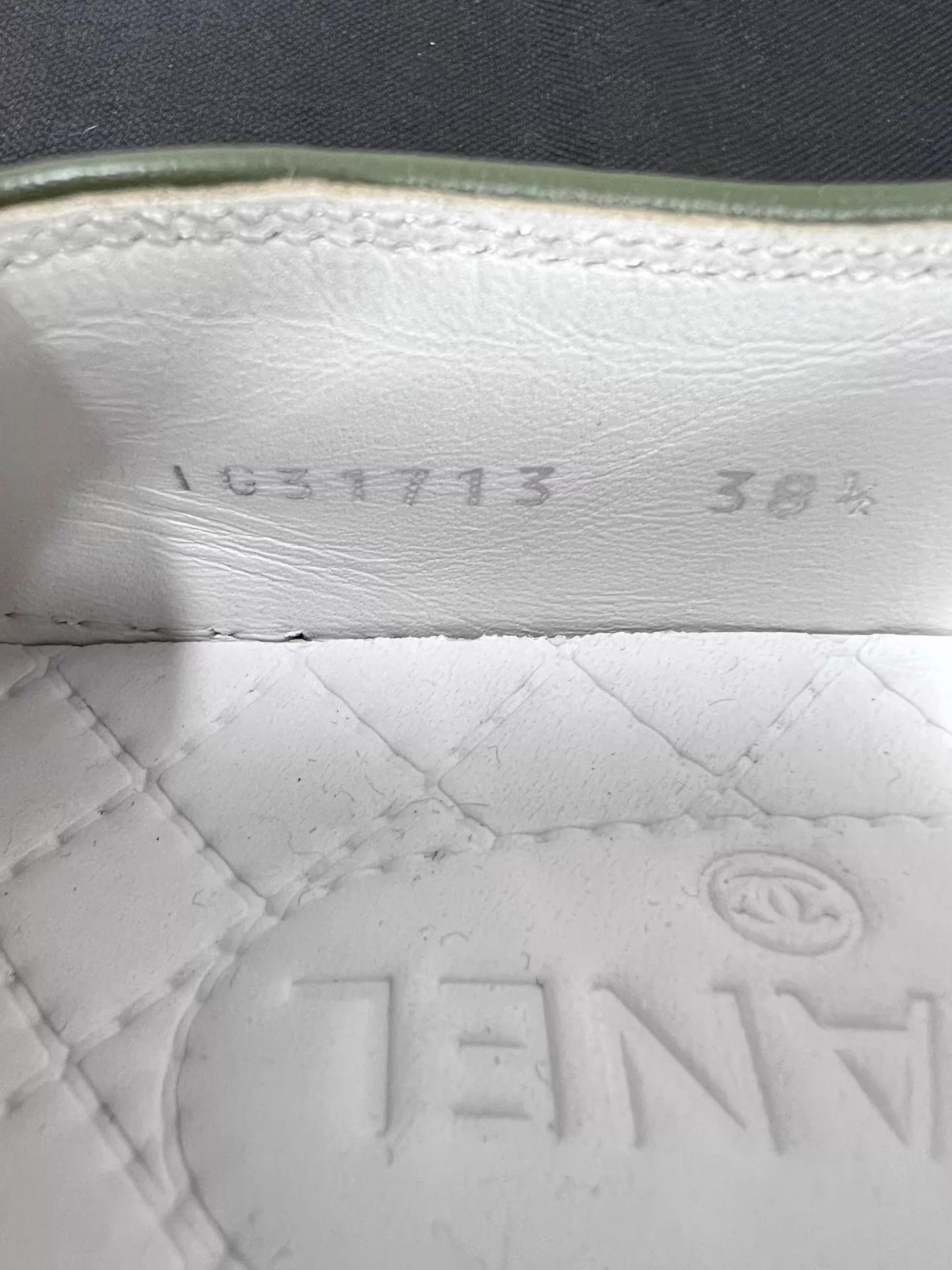 Chanel Chanel Women's Colorblock Fabric Slip-On Sneaker 38.5 Size US 8 / IT 38 - 8 Thumbnail