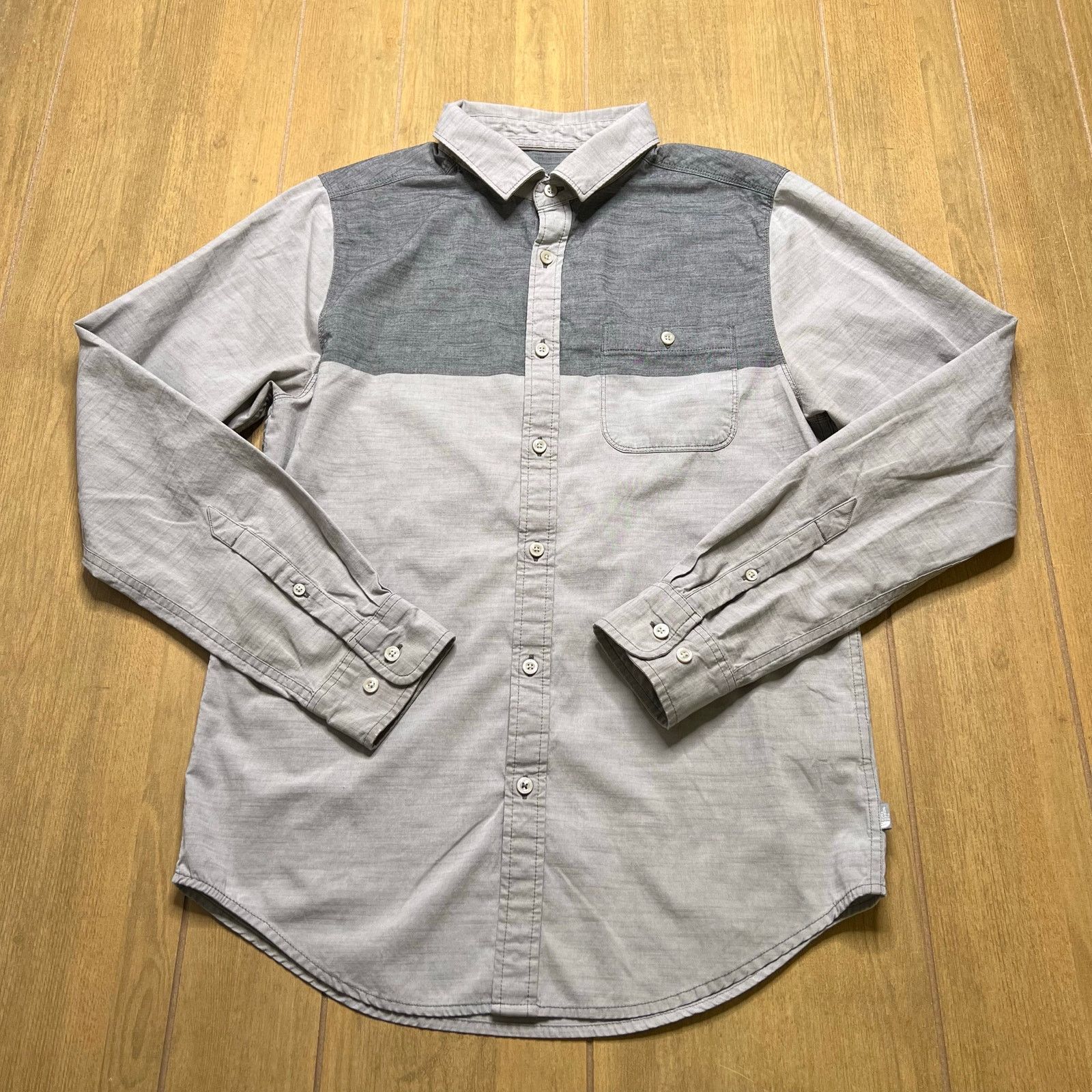 The North Face The North Face Button-Down Shirt, Men’s M Gray Long-Sleeve Size US M / EU 48-50 / 2 - 1 Thumbnail