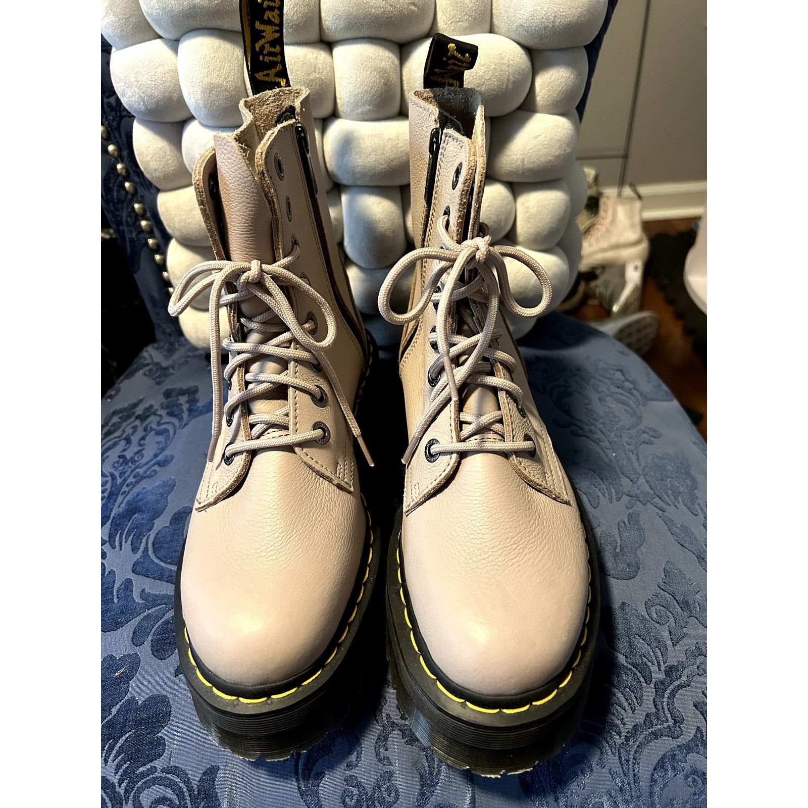 Dr. Martens Dr Martens Taupe Jadon III Platform size 9/EU 41 Size US 9 / IT 39 - 3 Thumbnail