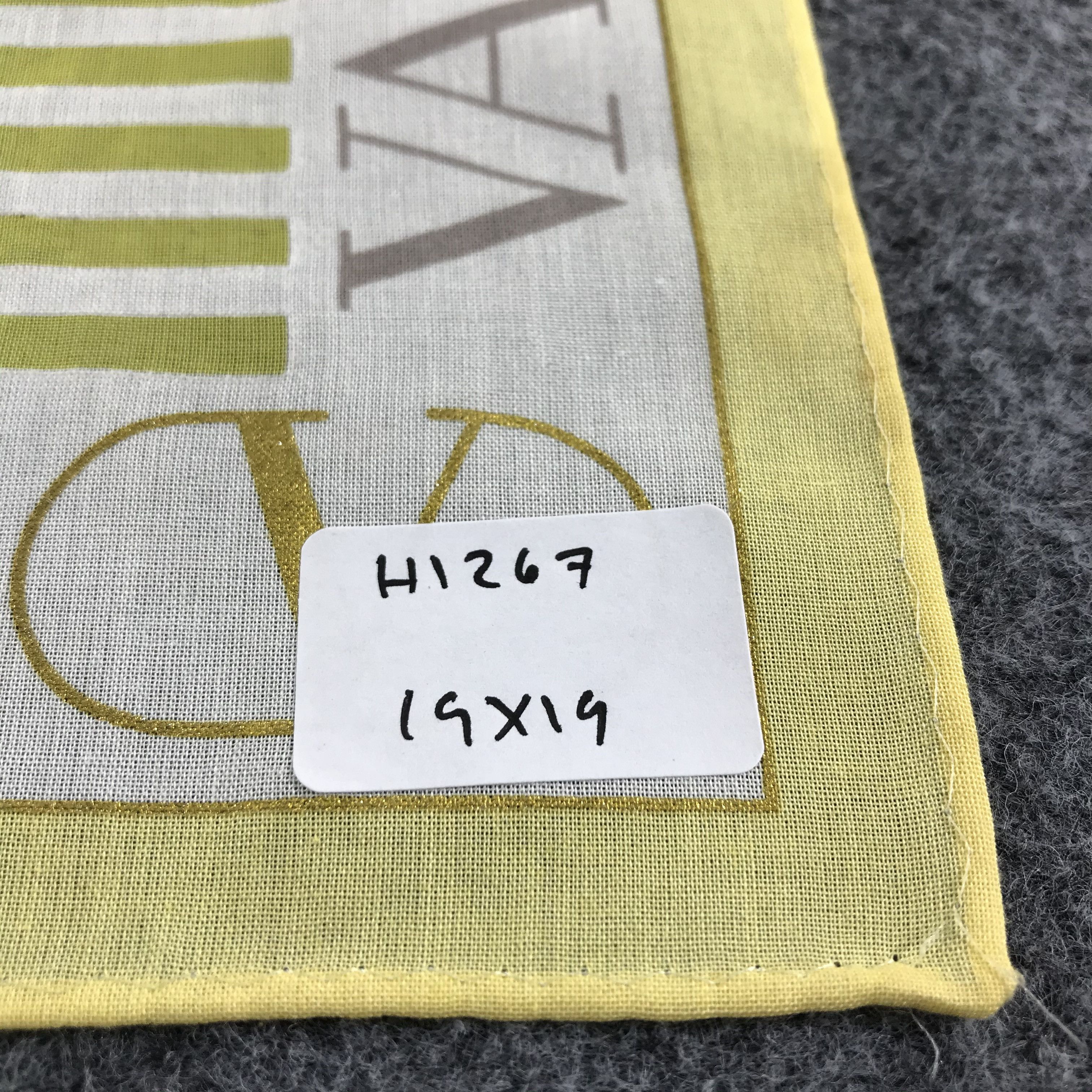 Japanese Brand Valentino Garavani Handkerchief Neckerchief Bandana H1267 Size ONE SIZE - 8 Thumbnail