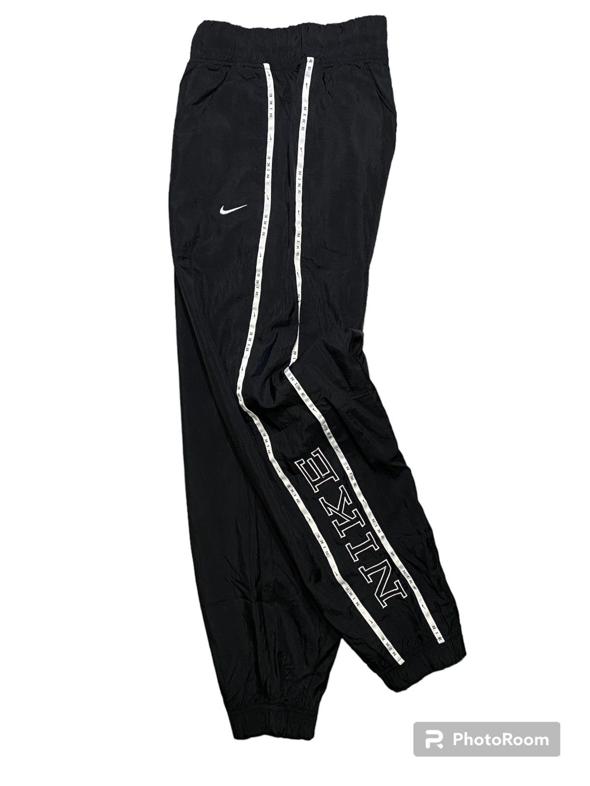 Nike × Vintage Nike swoosh Nylon Track Pants Sweatpants black womens M Size 26" / US 2 / IT 38 - 2 Thumbnail