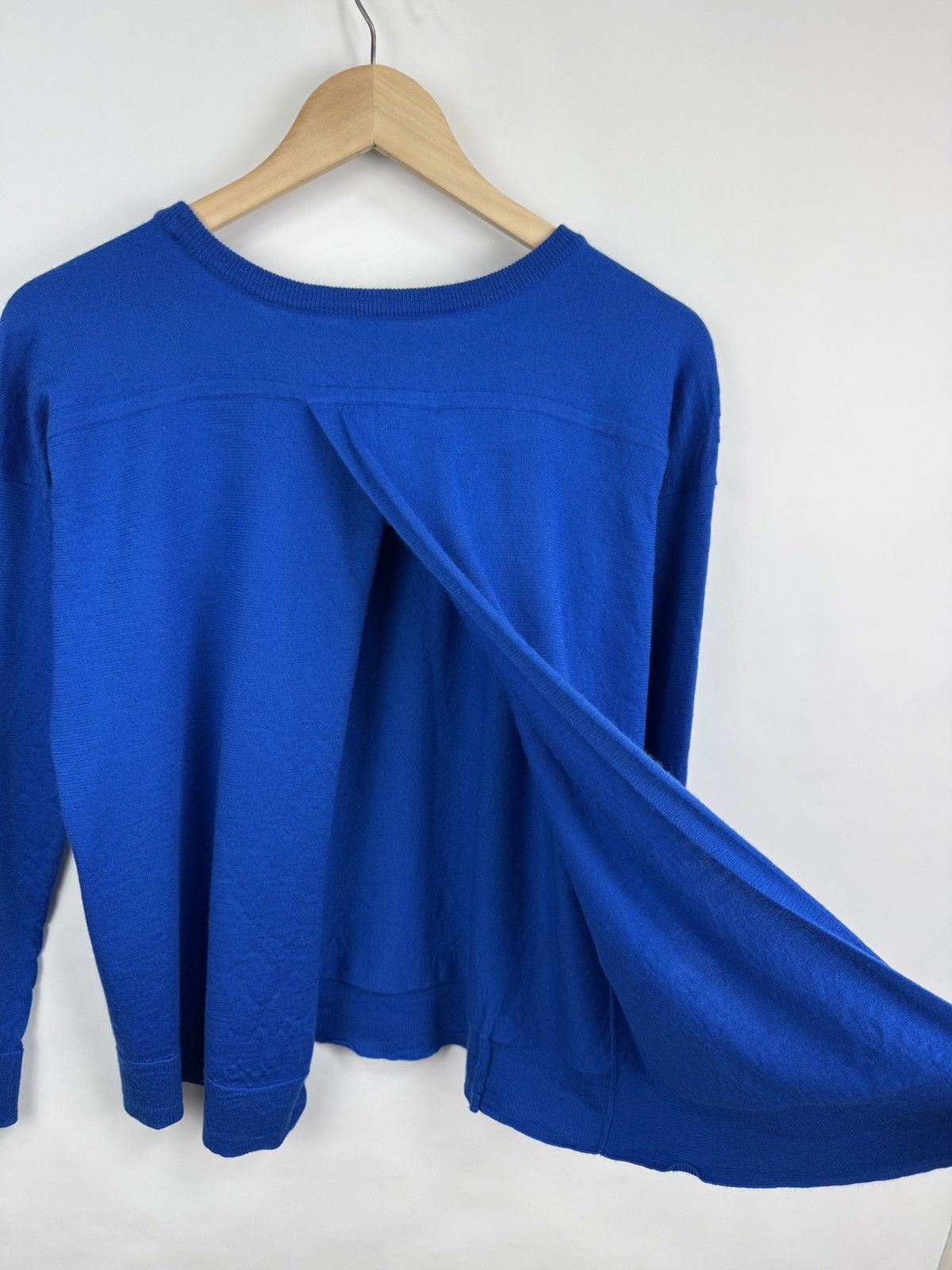 Hermes 🇮🇹 Hermes Paris 100% Cashmere Sweater with Back Slit Italy Size XS / US 0-2 / IT 36-38 - 8 Thumbnail