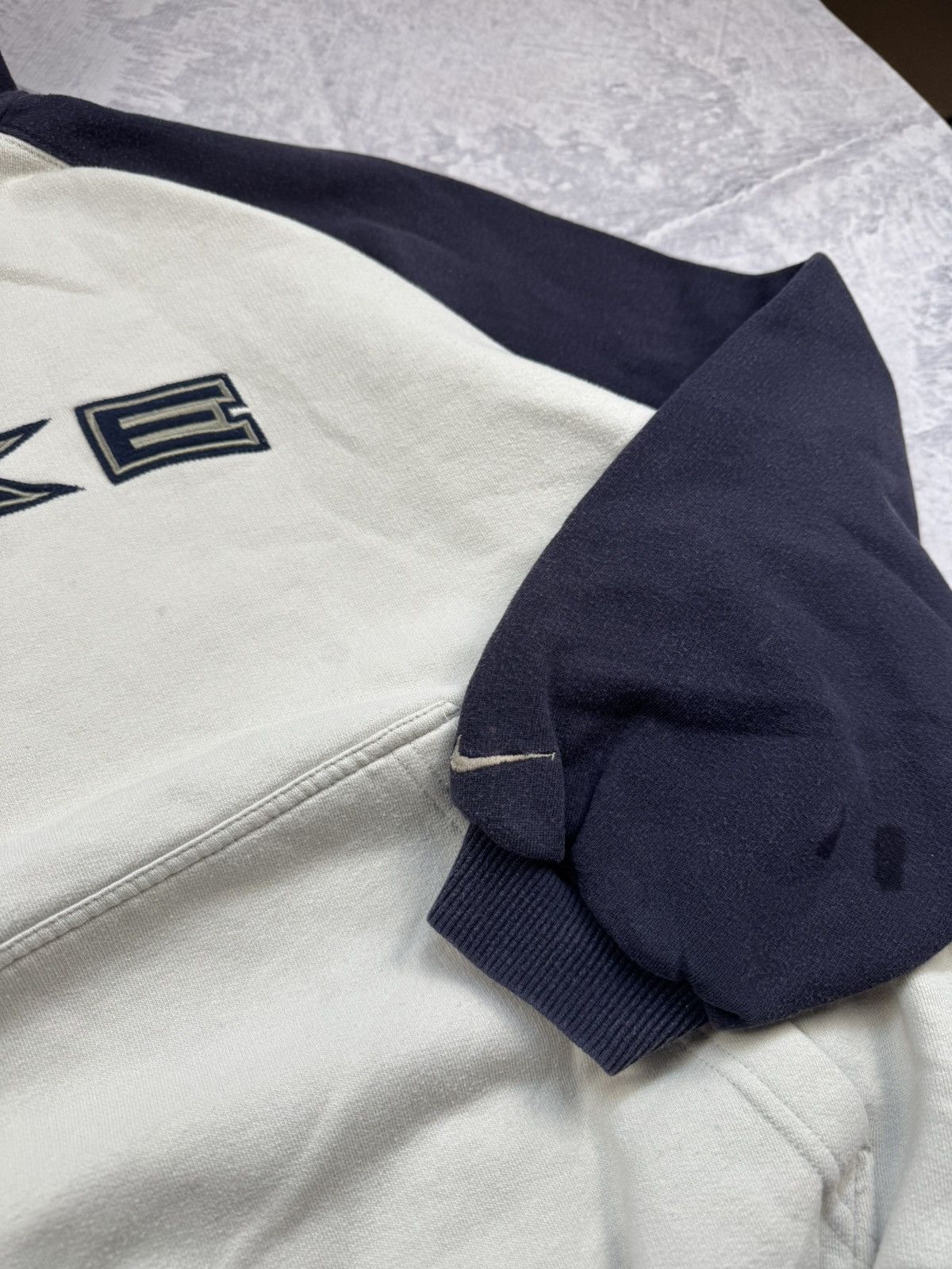 Nike × Vintage NIKE VINTAGE CENTER LOGO OVERSIZE BOXY HOODIE Size US XL / EU 56 / 4 - 7 Thumbnail