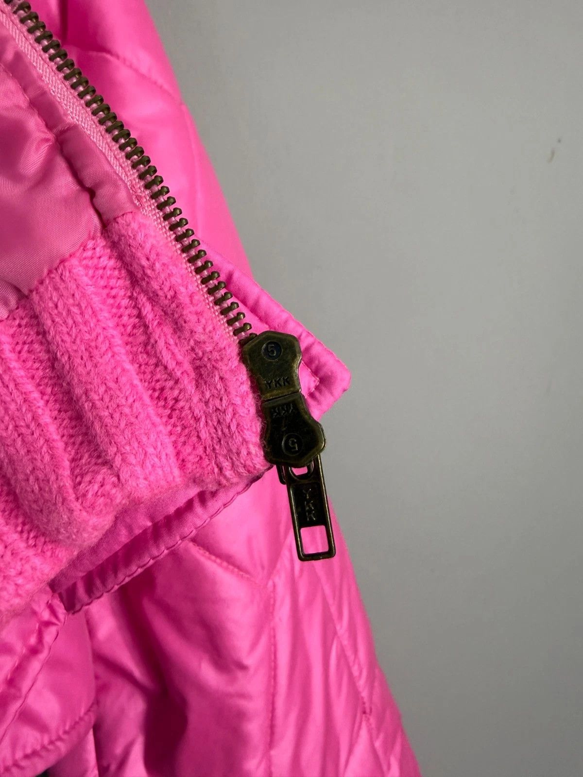 Antonio Berardi Antonio Berardi 2die4 Cropped Puffer Jacket Quilted Barbie Size M / US 6-8 / IT 42-44 - 7 Thumbnail