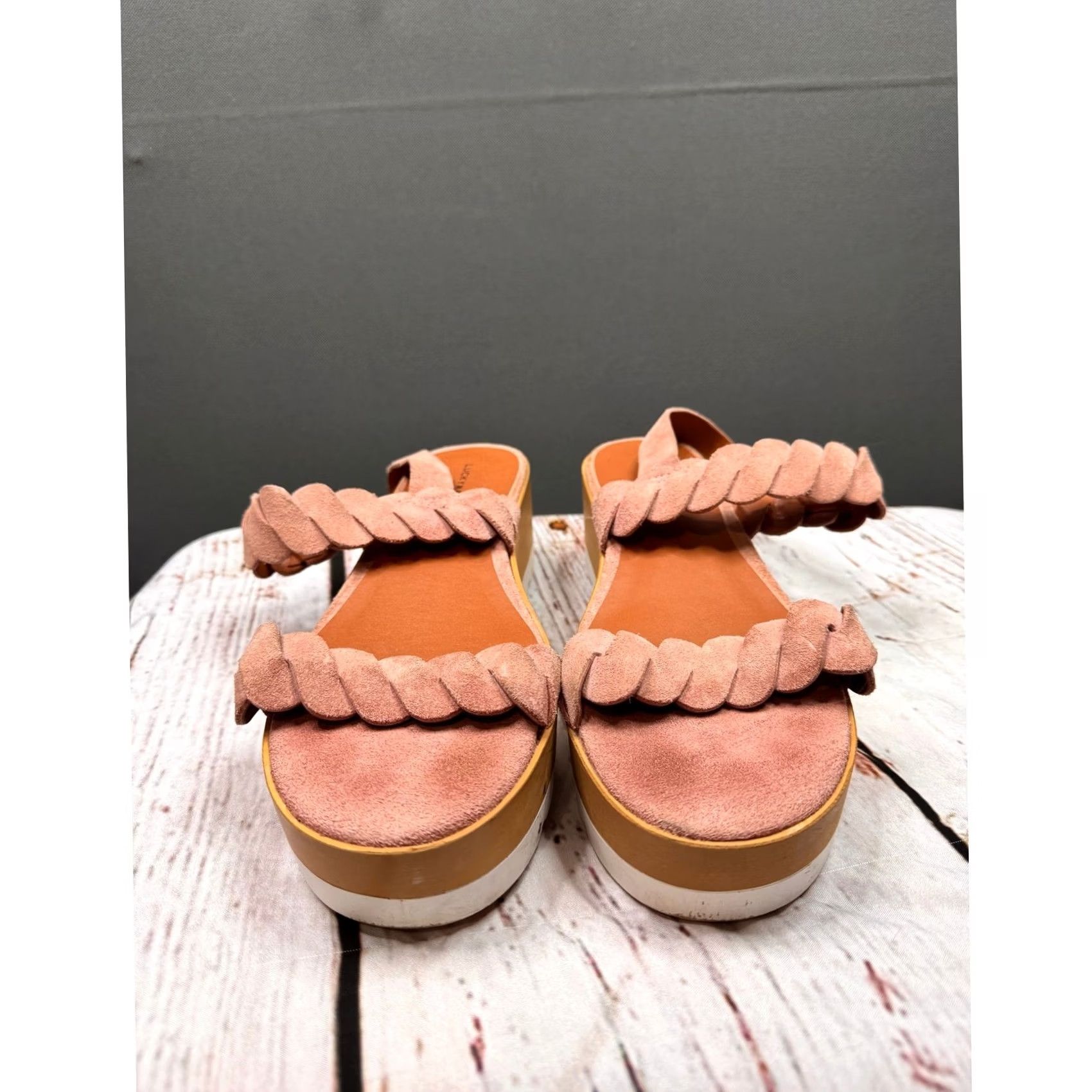 Lucky Brand Lucky Brand Vellenora Sandals Womens Pink Suede Scalloped Platform Wedge Buckle 7.5 M 38 Size US 8 / IT 38 - 2 Thumbnail