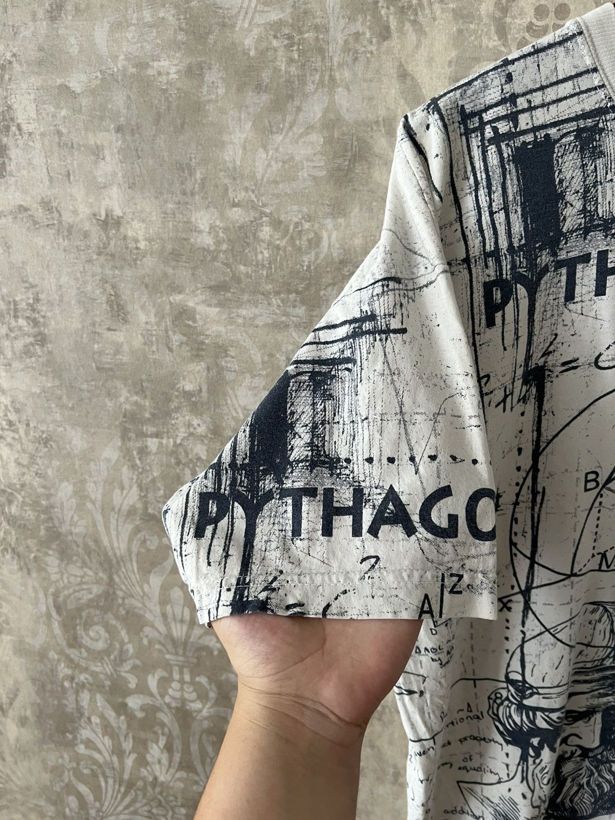 Vintage Vintage Pythagoras Graphic All Over Print Philosophy Tee Size US L / EU 52-54 / 3 - 11 Thumbnail