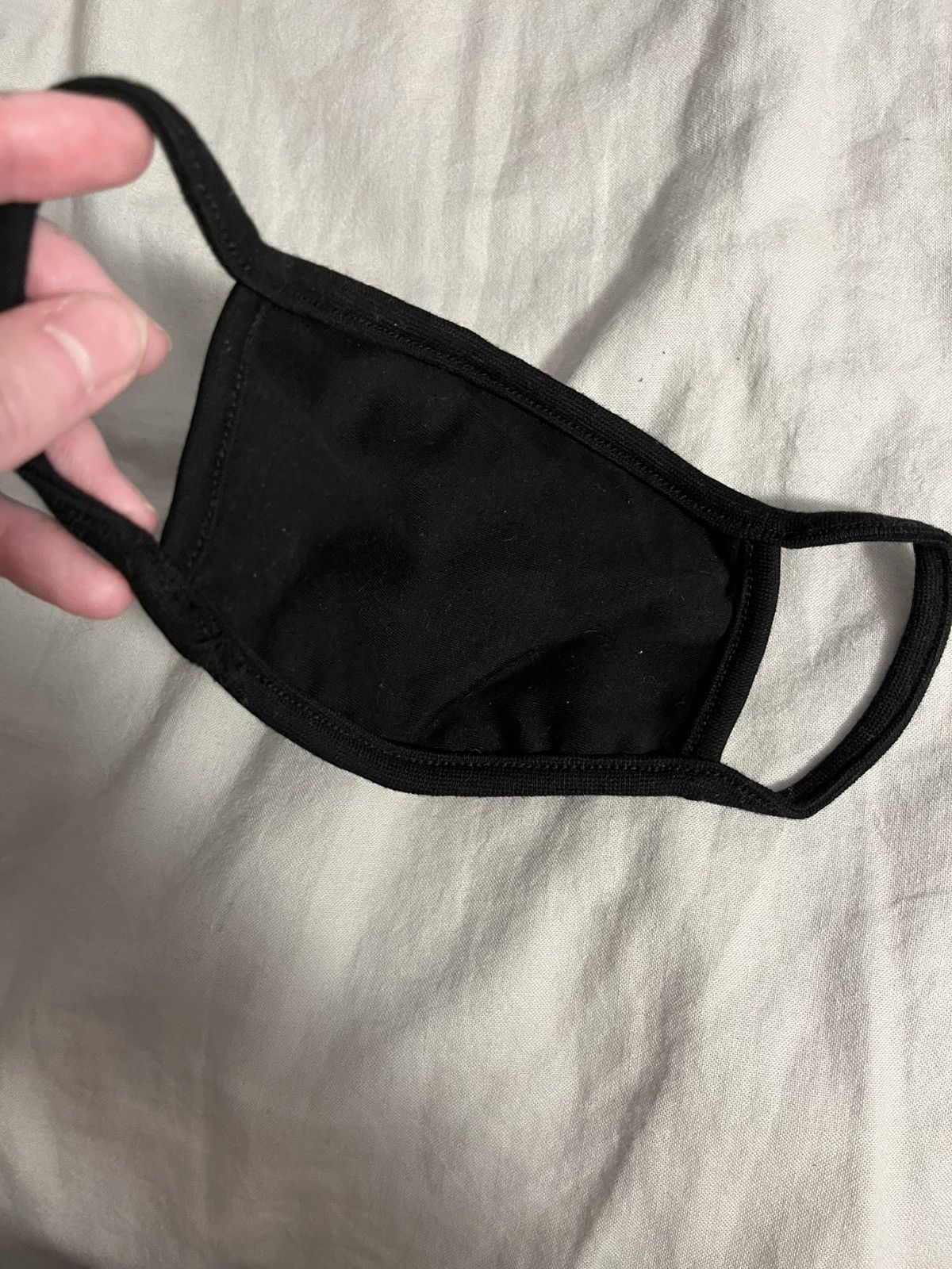 Imran Potato Imran potato lv mouth face mask Size ONE SIZE - 2 Thumbnail