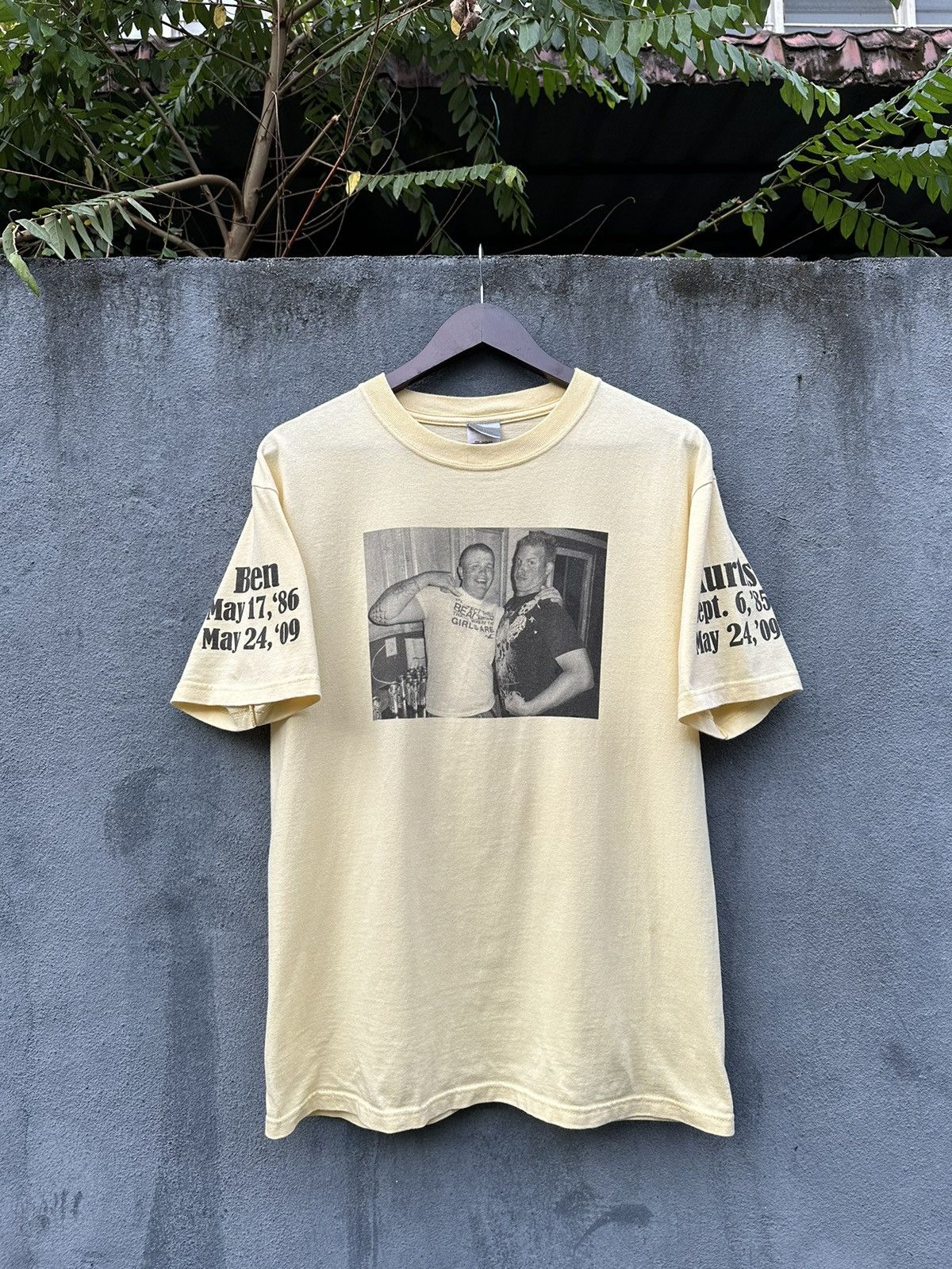 Nike Vtg Nike Photo Tee Ben & Kurtis Best Friend Forever T-Shirt Size US L / EU 52-54 / 3 - 3 Thumbnail