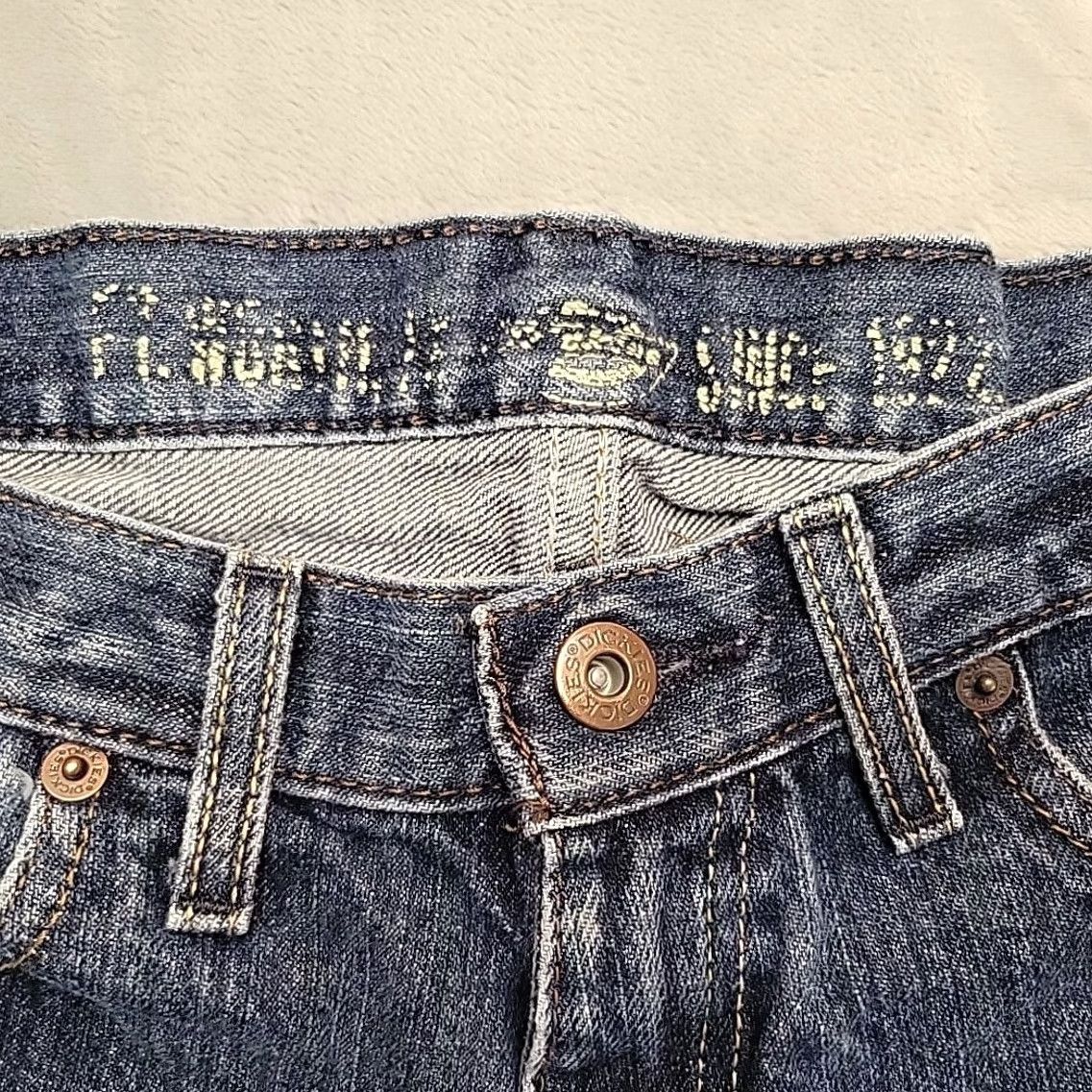 Dickies VINTAGE Dickies Shorts Womens 32 Cut-Off Denim Jorts Daisy Booty Mini Blue 90s American Retro USA Womens Shorts 32 Beige? Size 24" / US 00 / IT 34 - 2 Thumbnail