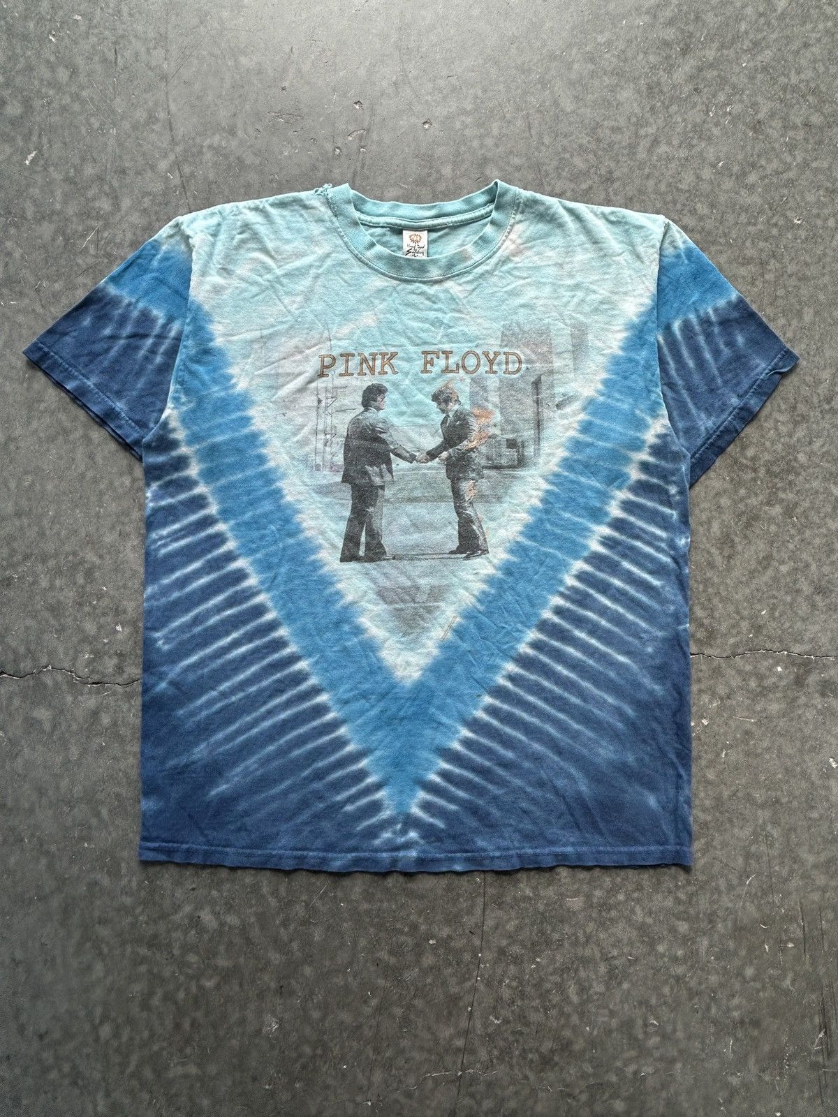 Vintage Y2K Pink Floyd Graphic Tee Tie Dye Sundog