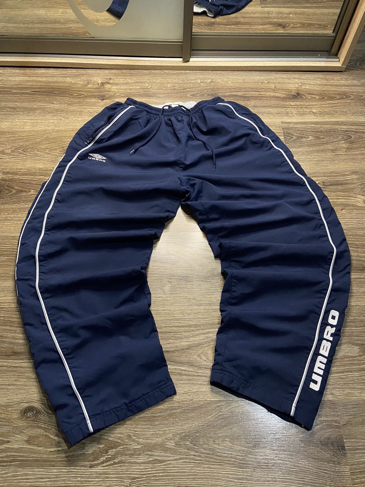 Vintage CRAZY Umbro 90s Y2K Vintage Baggy Nylon Drill Track Pants