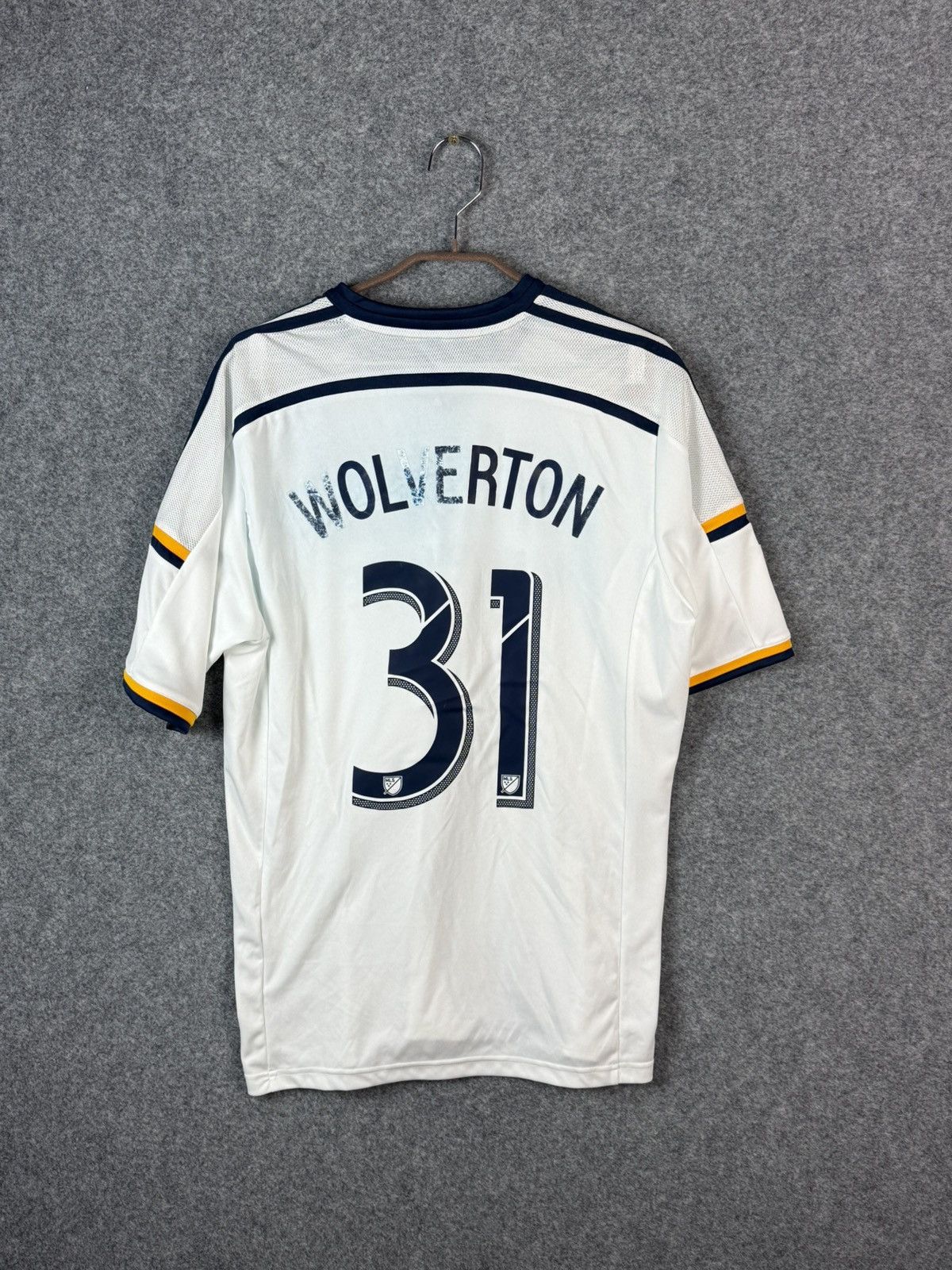 Adidas Adidas Los Angels Galaxy #31 Wolverton 2014/15 Home jersey Size US L / EU 52-54 / 3 - 9 Thumbnail