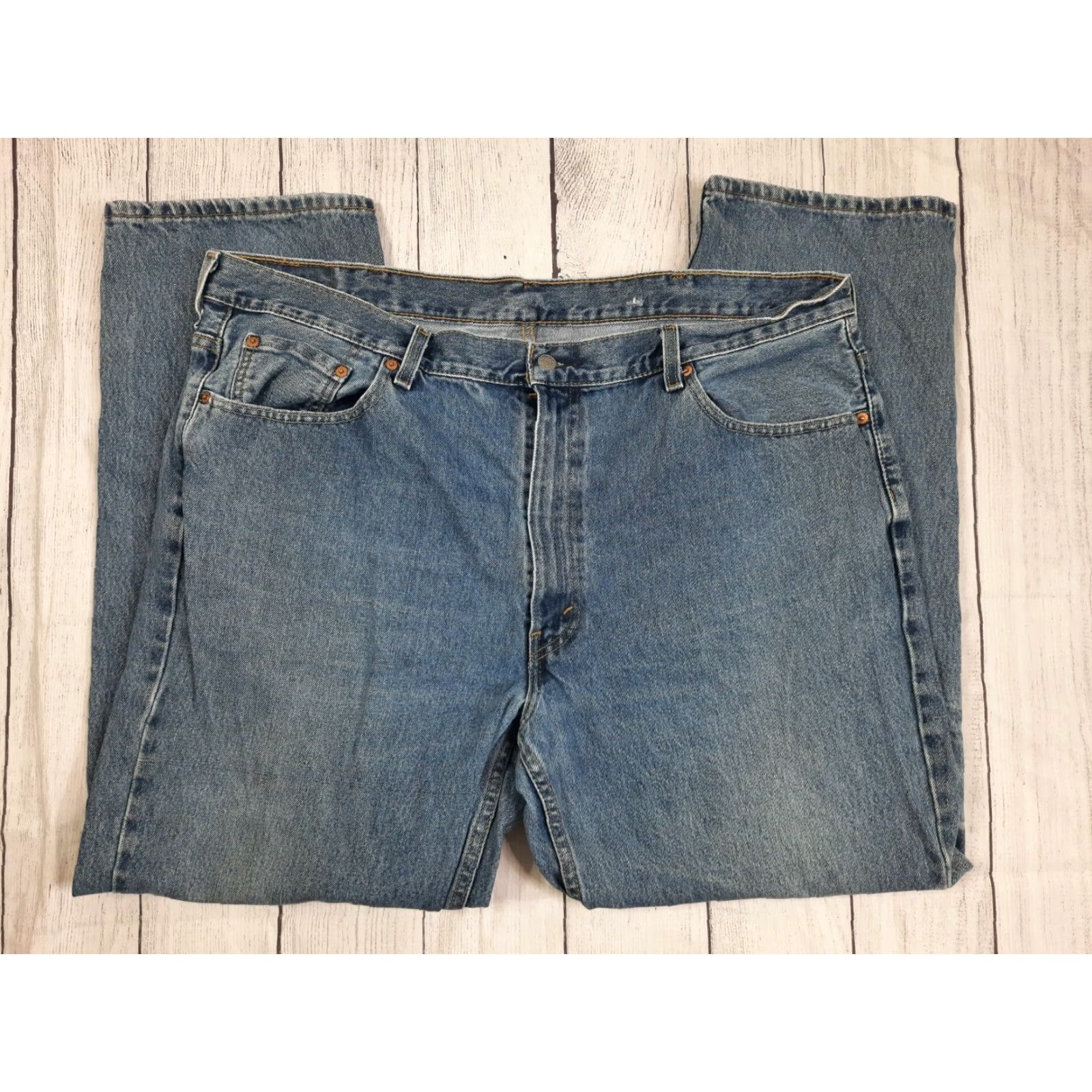 Levi's Levi’s 550 Jeans Men Relaxed Fit 42x30 Medium Wash Denim Workwear Levi's Denim 100% Cotton Pockets Zipper Fly Men Classic Vintage No Size US 42 / EU 58 - 2 Thumbnail