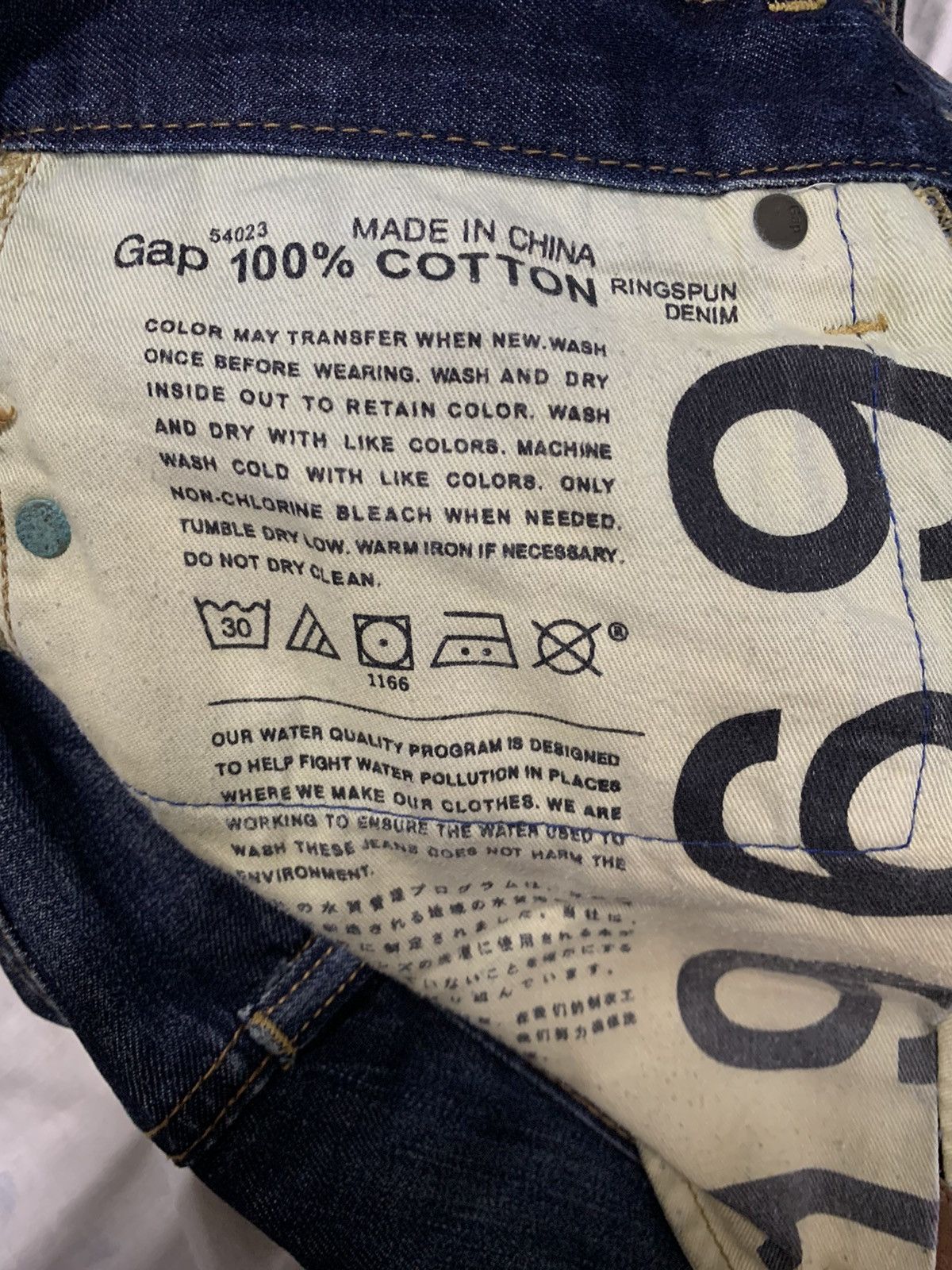 Gap Vintage Gap 1969 Dark Blue Wash Slim Distressed Jeans Size US 30 / EU 46 - 17 Thumbnail