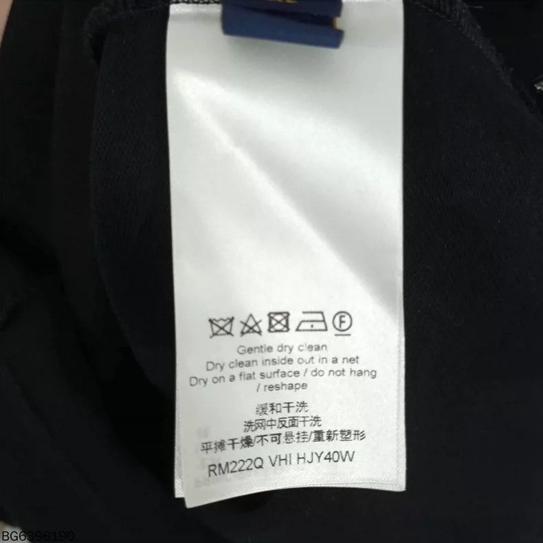 Louis Vuitton Louis Vuitton Black Checkerboard Short Sleeve Tee- Size XL / US 12-14 / IT 48-50 - 4 Thumbnail