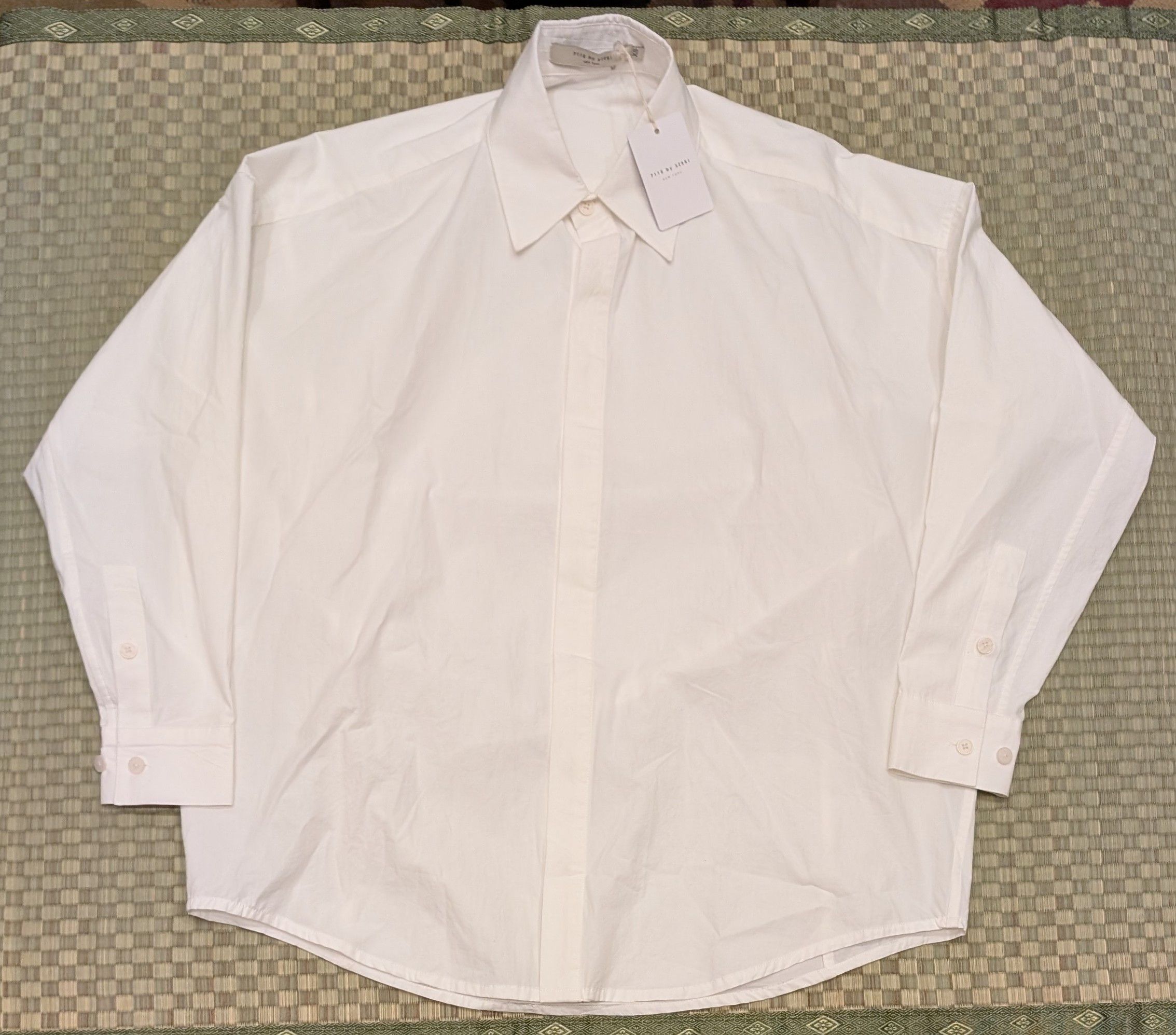 7115 by Szeki NWT 7115 by Szeki Cocoon Dress Shirt Off White Size XS / US 0-2 / IT 36-38 - 1 Thumbnail