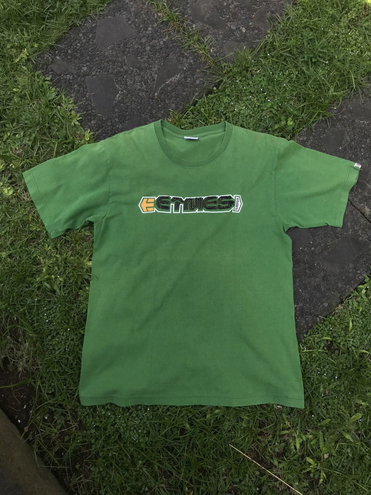 Etnies Tshirt Vintage Y2K Etnies Size US L / EU 52-54 / 3 - 2 Thumbnail