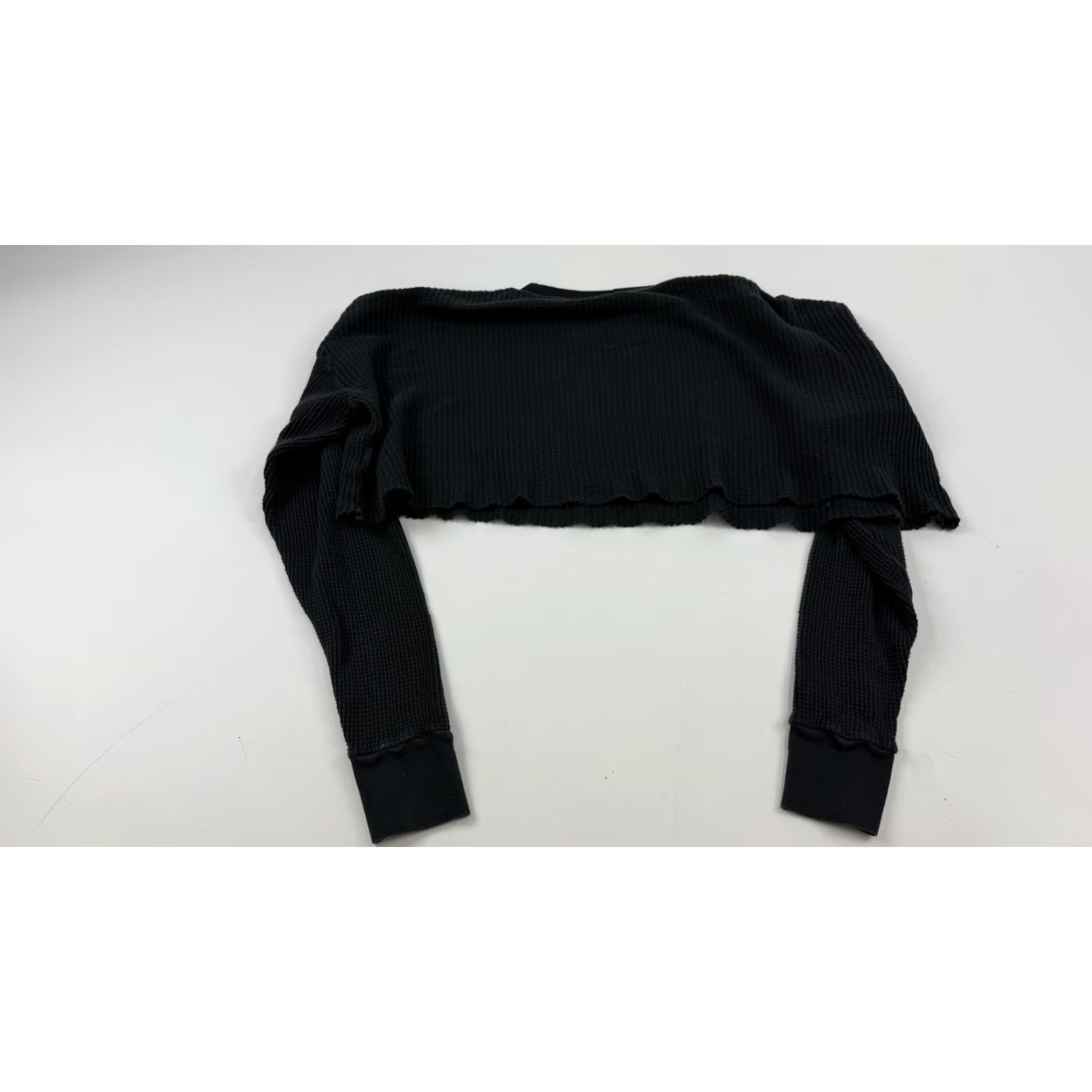Vintage John Galt Shirt Womens One Size Black Thermal Waffle Knit Cropped Raw Hem Size ONE SIZE - 4 Thumbnail