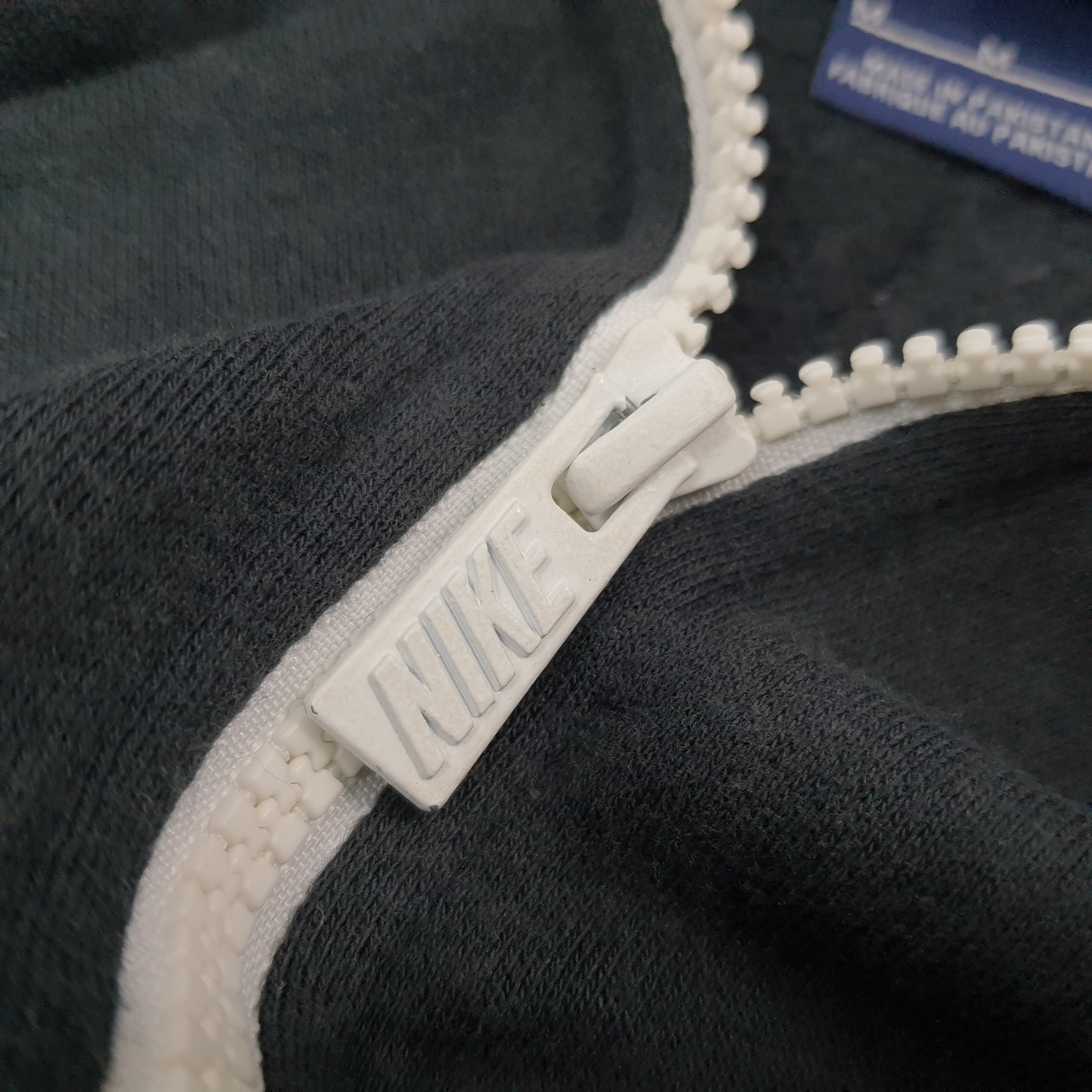 Nike Vintage Nike Full Zipper Hoodie C271N17 Size US M / EU 48-50 / 2 - 5 Thumbnail