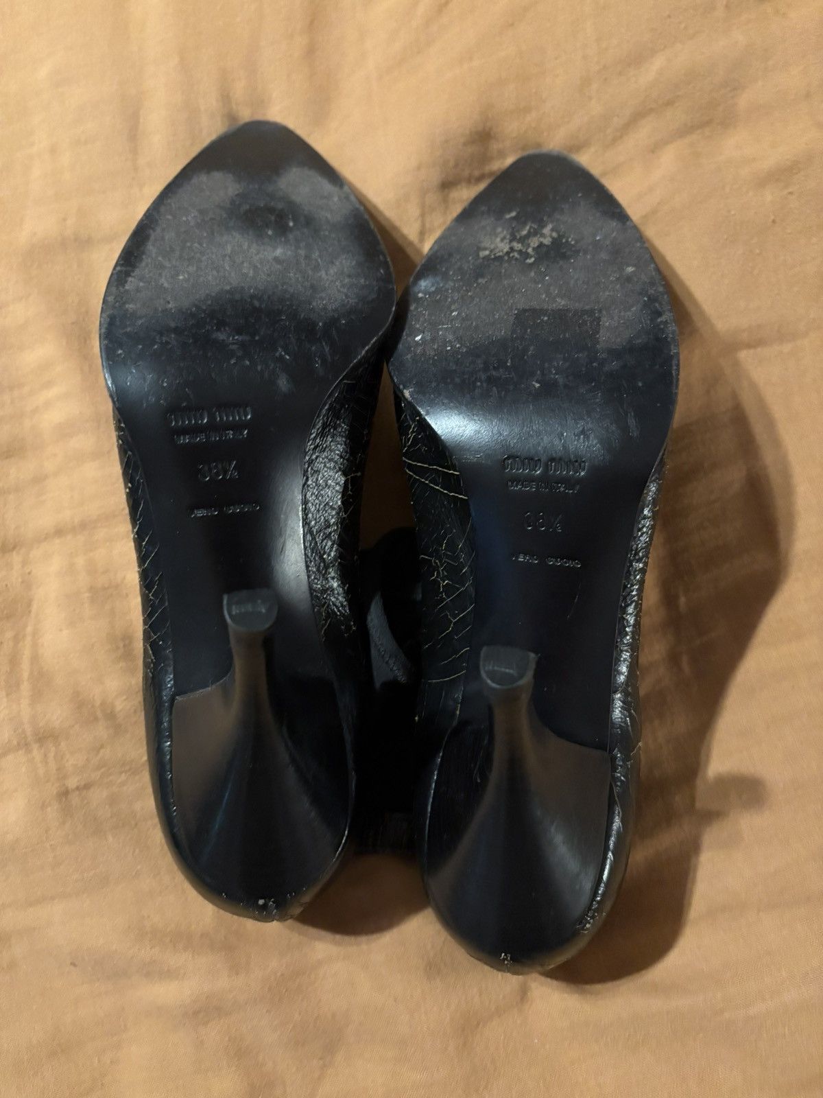 Miu Miu miu miu FW 2001 cracked sock pumps Size US 8.5 / IT 38.5 - 3 Thumbnail