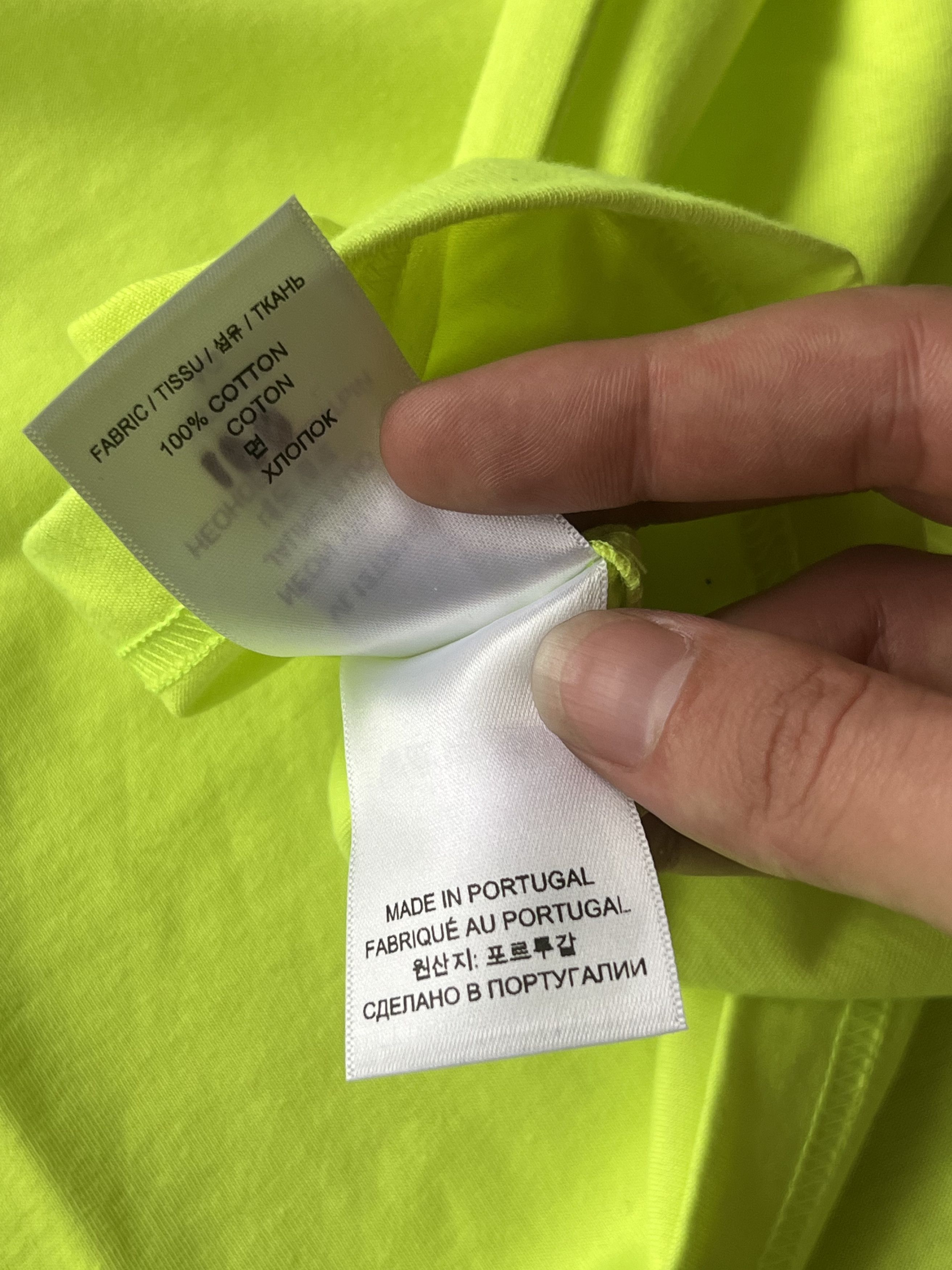Vetements VTMNTS 'Yes No' T-Shirt Size US S / EU 44-46 / 1 - 5 Thumbnail