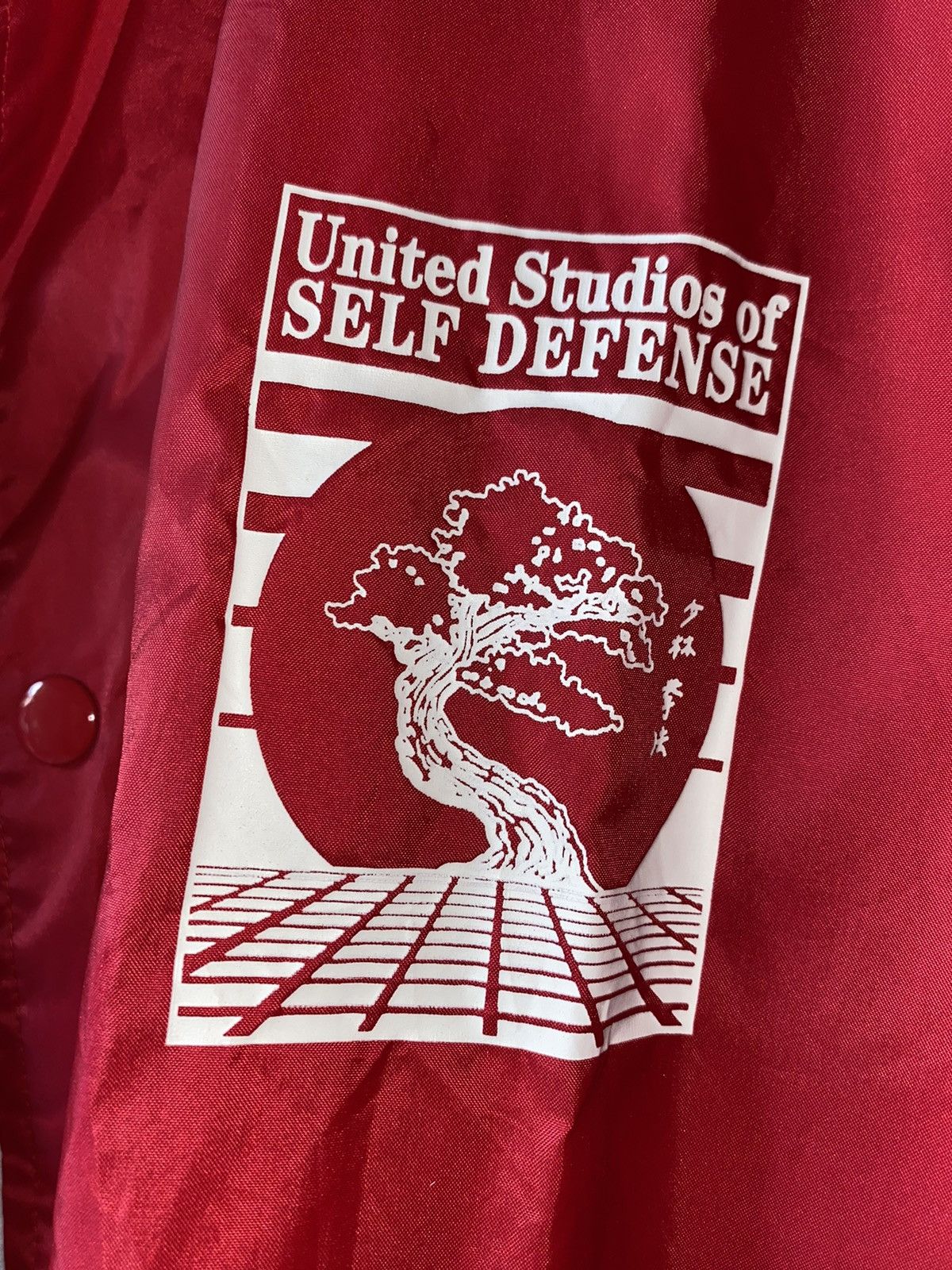 Vintage United Studios of SELF DEFENSE Size US XL / EU 56 / 4 - 2 Thumbnail