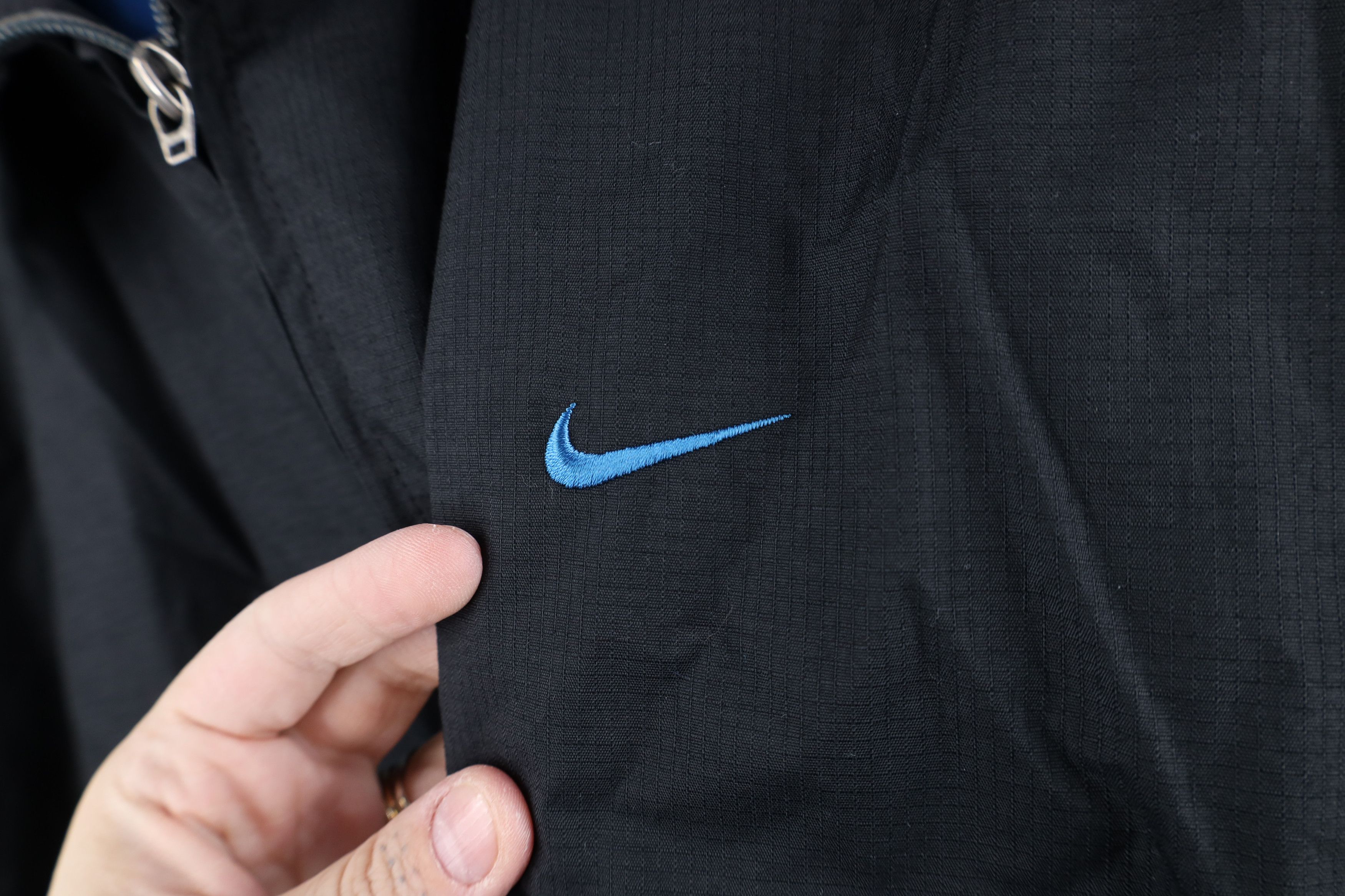 Nike Vintage Nike Travis Scott Mini Swoosh Windbreaker Jacket Size US XXL / EU 58 / 5 - 4 Thumbnail