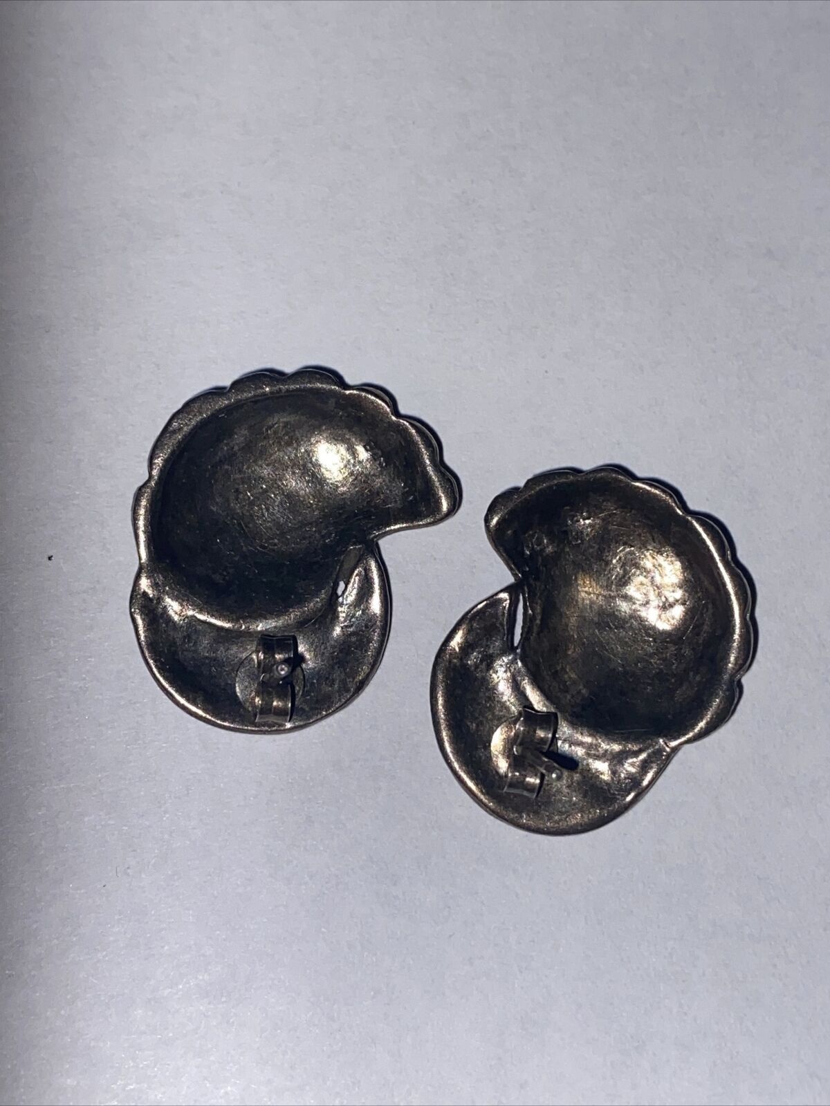 Other 925 Sterling Silver Marcasite Post Earrings Shell Style Size ONE SIZE - 3 Thumbnail