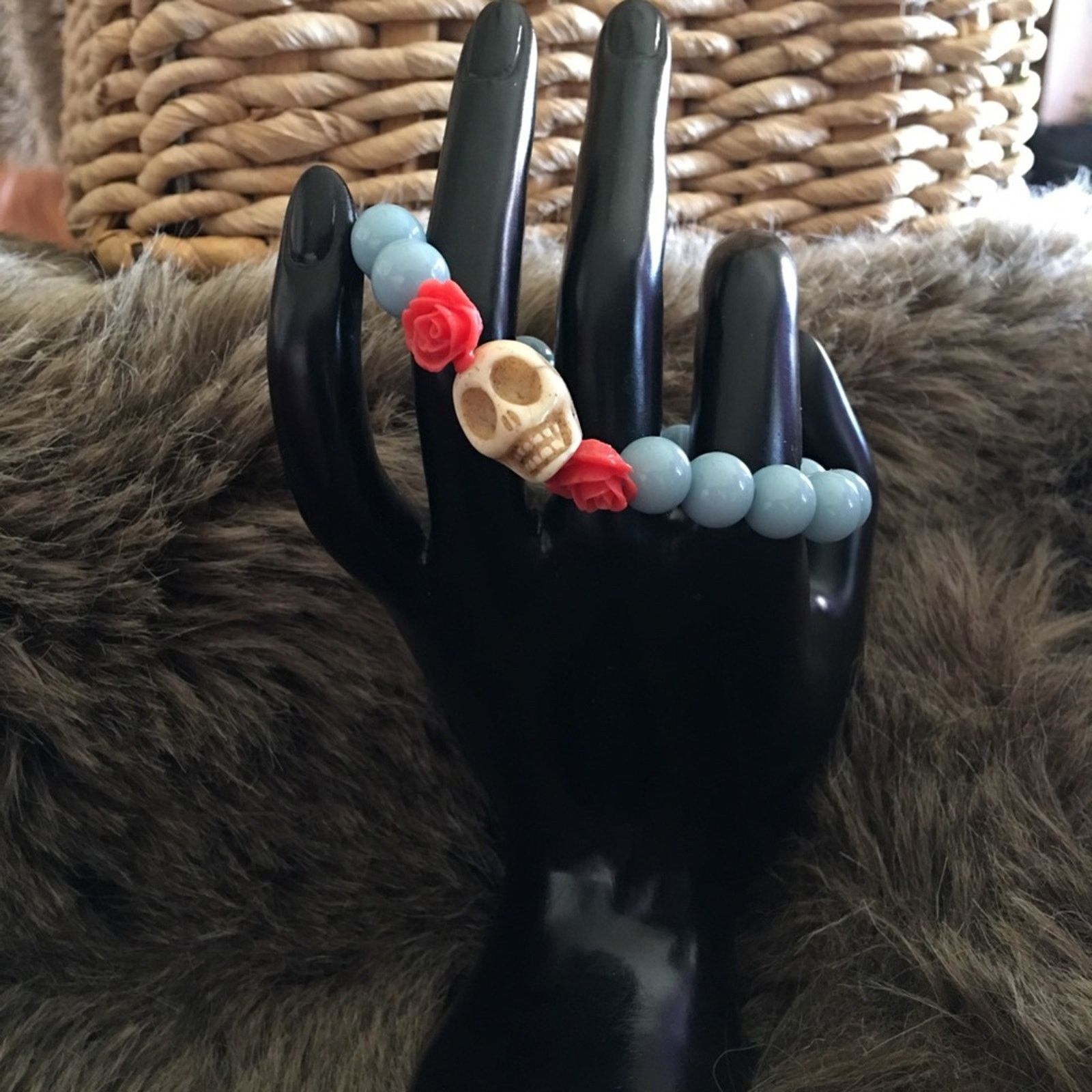 Jewelry Skull and rose “life and death” stretch bracelet Size ONE SIZE - 1 Thumbnail