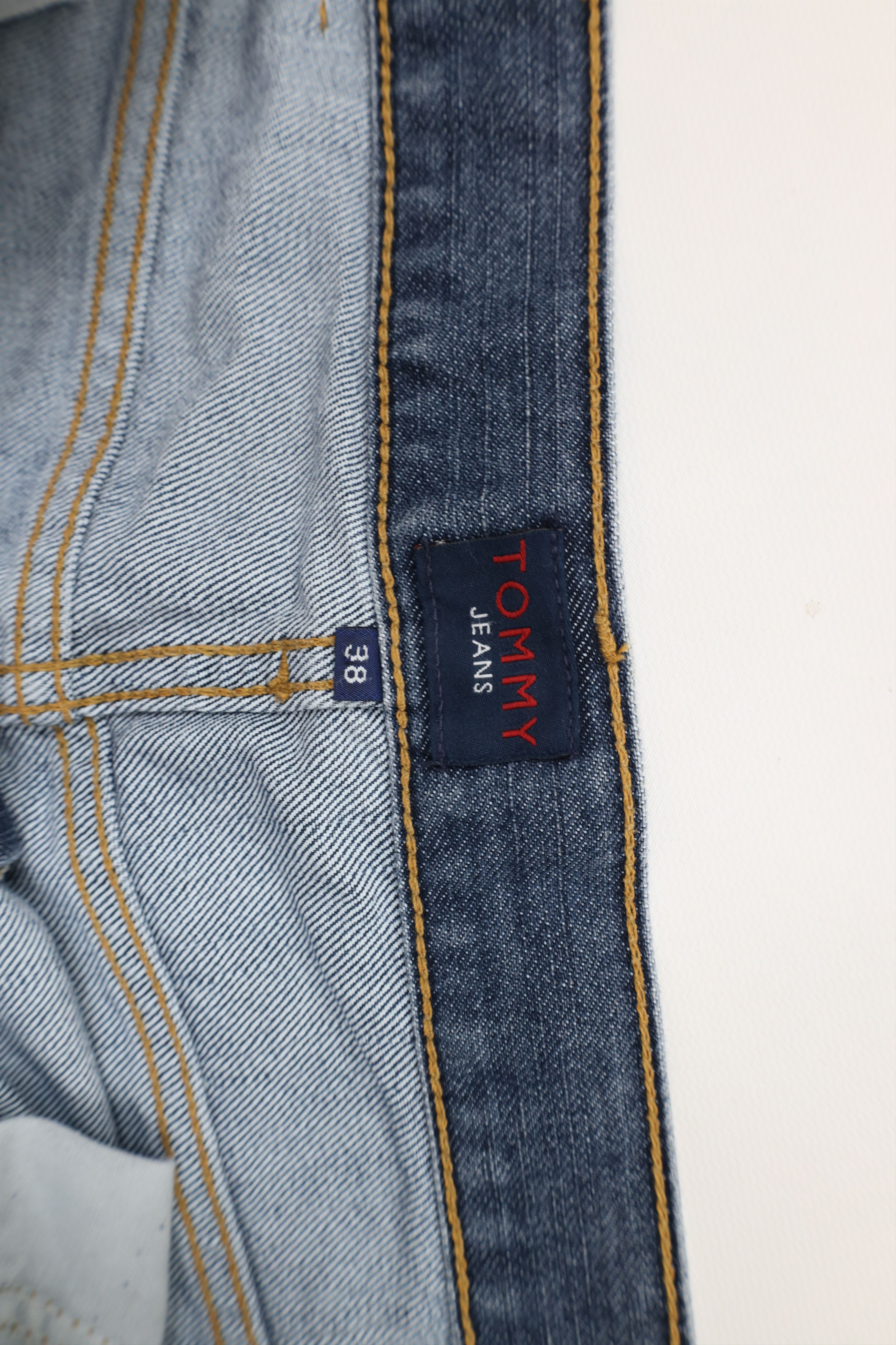 Tommy Hilfiger × Vintage Vintage Y2K 2001 Tommy Hilfiger Baggy Fit Denim Jean Shorts Size US 38 / EU 54 - 6 Thumbnail