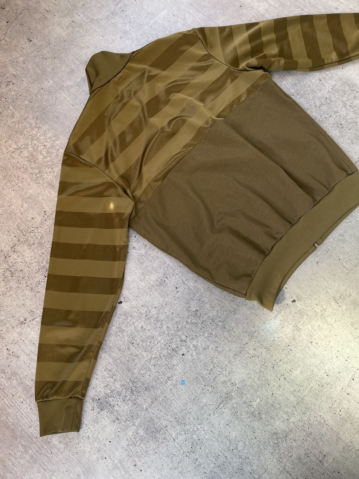 Adidas × Vintage Vintage Adidas WorldWide rare Zip Up sweatshirt Size US L / EU 52-54 / 3 - 10 Thumbnail