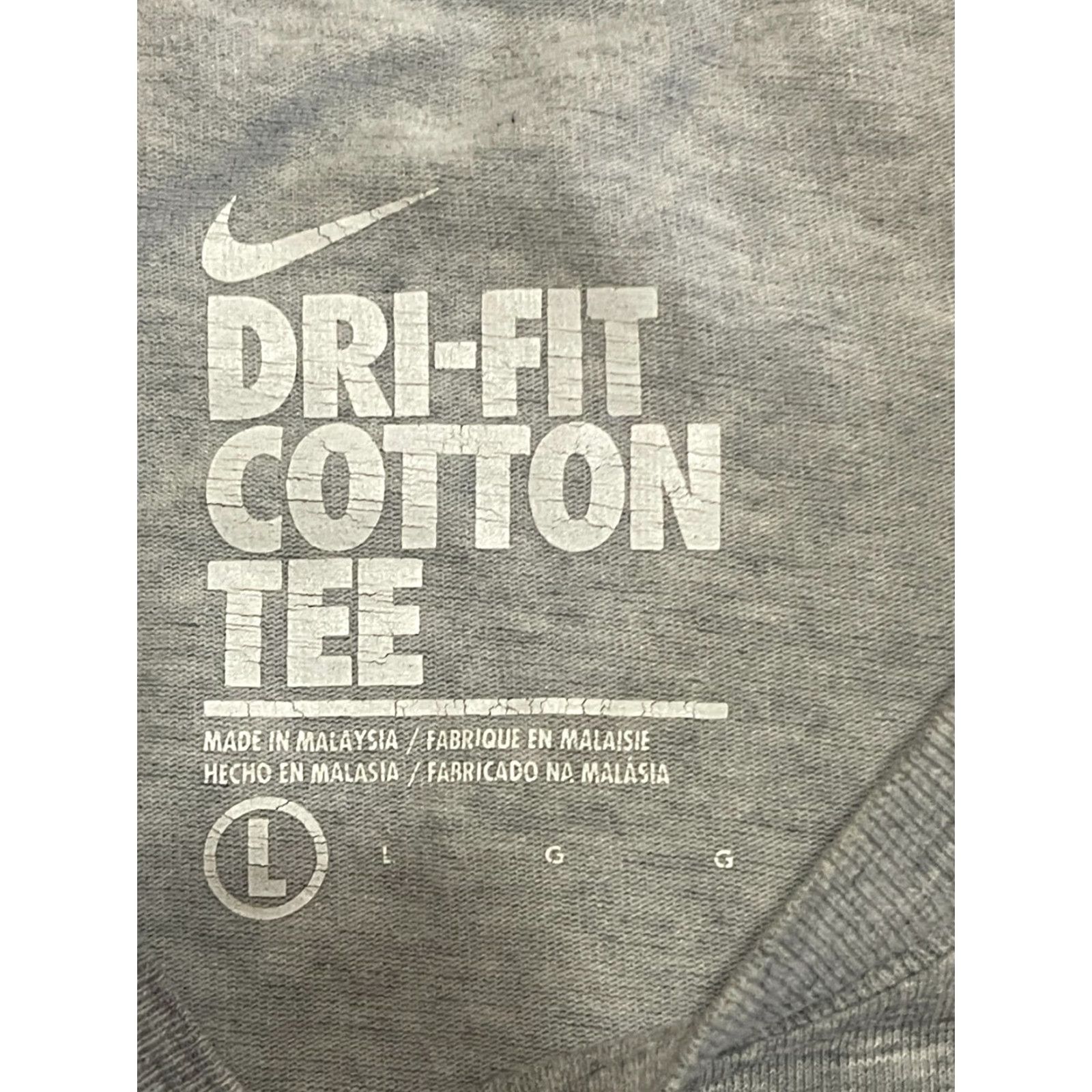 Nike Nike Shirt, Women's Size Large, Gray, Round Neck, Dri Fit Cotton Tee Size L / US 10 / IT 46 - 4 Thumbnail
