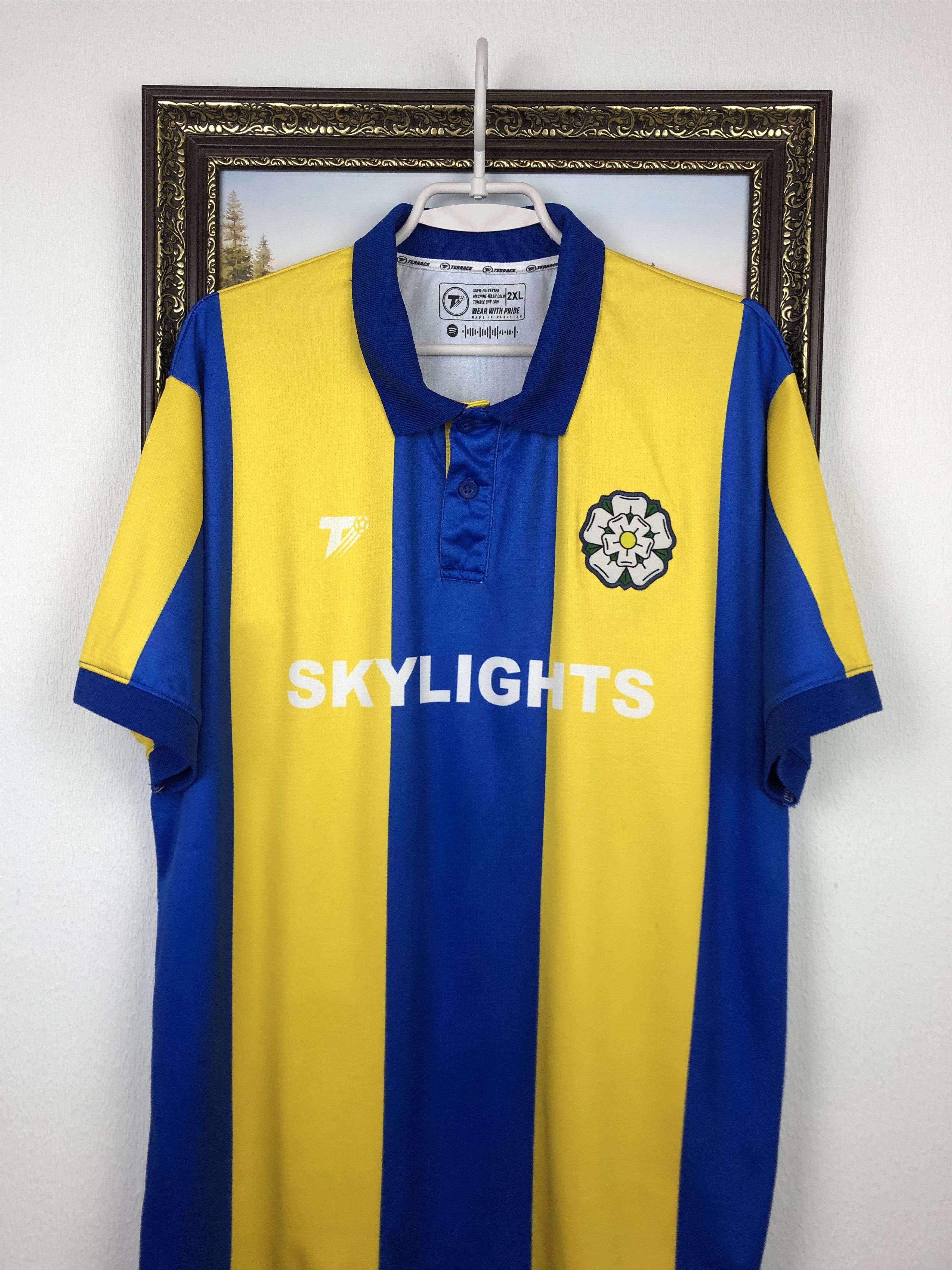 Other Leeds United Retro Skylights Football Shirt Soccer Jersey Size US XXL / EU 58 / 5 - 2 Thumbnail