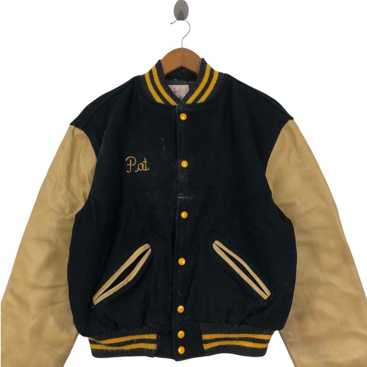 Vintage Vintage HUTCHERS SPORTSWEAR USA Wool Leather Bomber Jacket Size US XXL / EU 58 / 5 - 2 Thumbnail