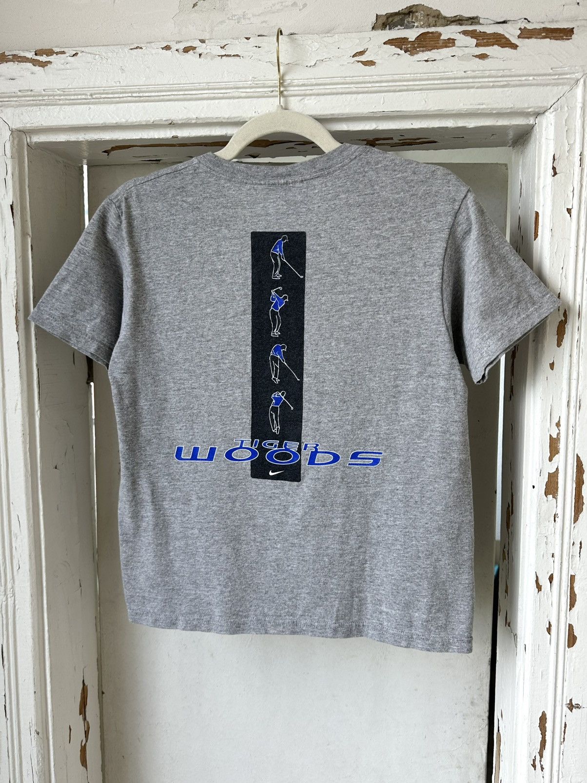Tiger Woods Vintage Nike Tiger Woods USA Grey Printed T-shirt Size S / US 4 / IT 40 - 1 Thumbnail