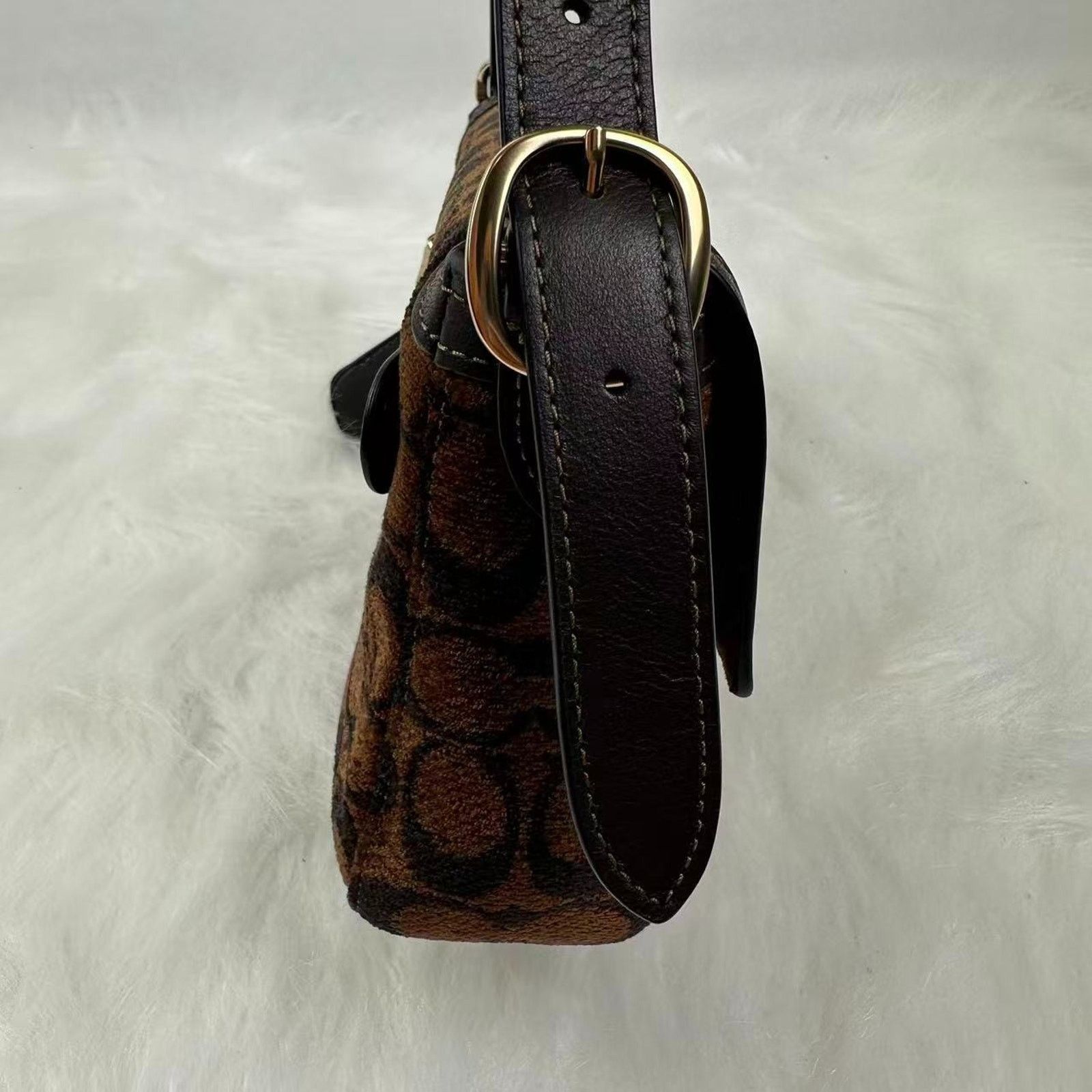 Coach Coach Etta Small Flap Shoulder Signature Chenille CCV65 NWT Size ONE SIZE - 7 Thumbnail