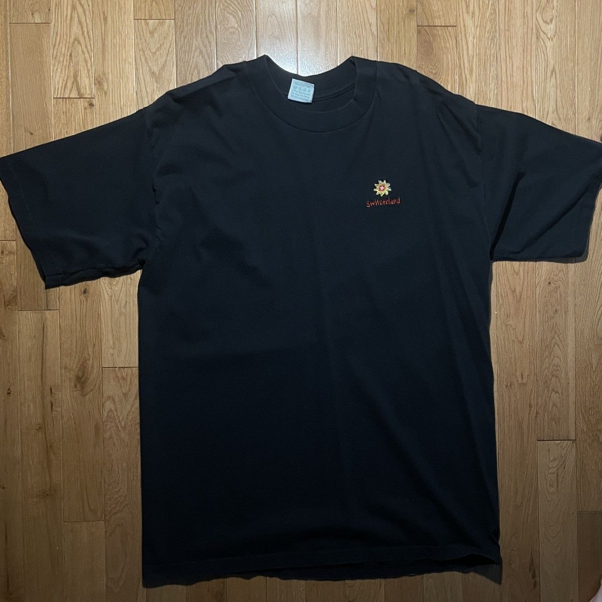 Other × Vintage Vintage Embroidered Switzerland Tee by Loray Sportswear Size US L / EU 52-54 / 3 - 1 Thumbnail