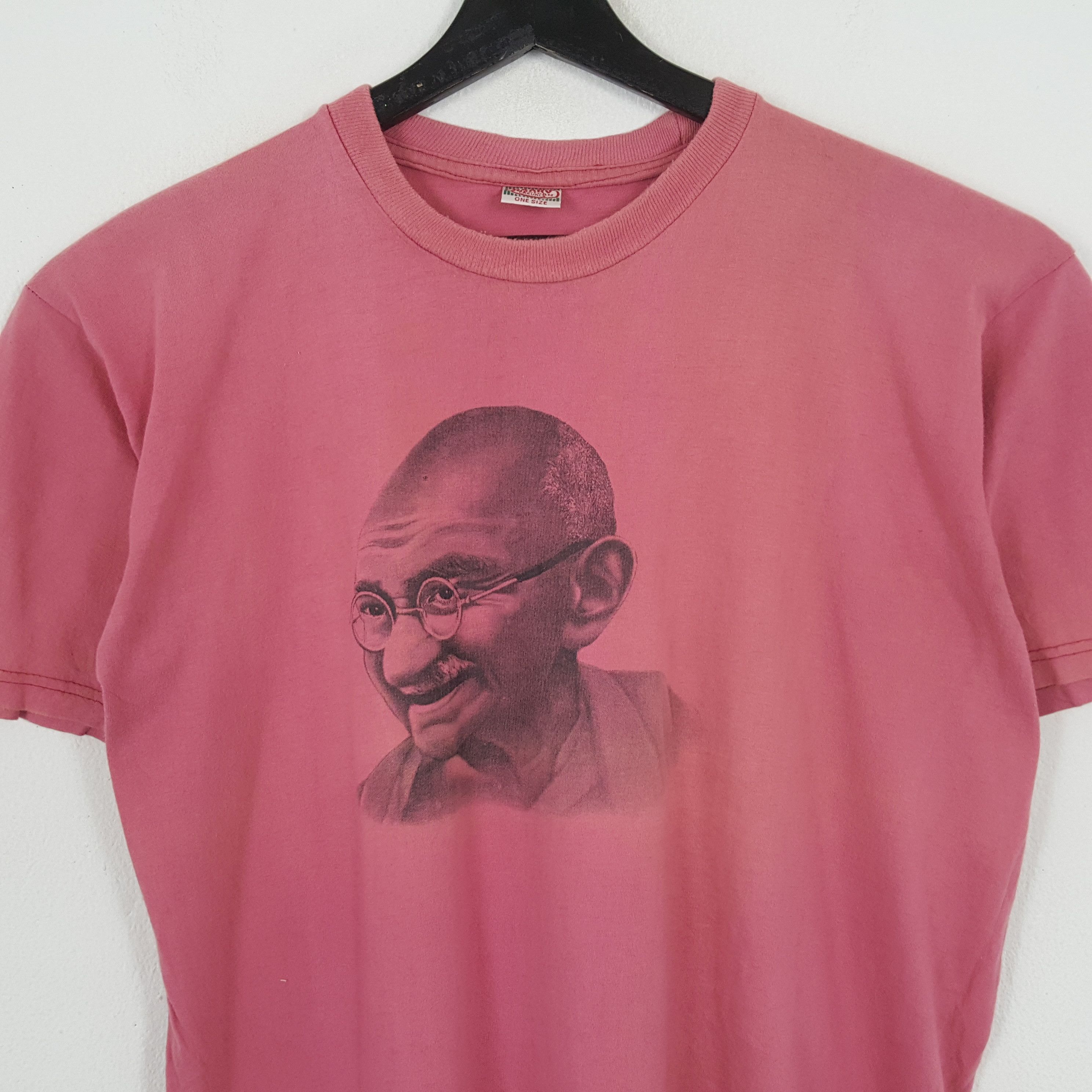 Vintage MAHATMA GHANDI Tshirt Phototees Design Style History Size US L / EU 52-54 / 3 - 2 Thumbnail